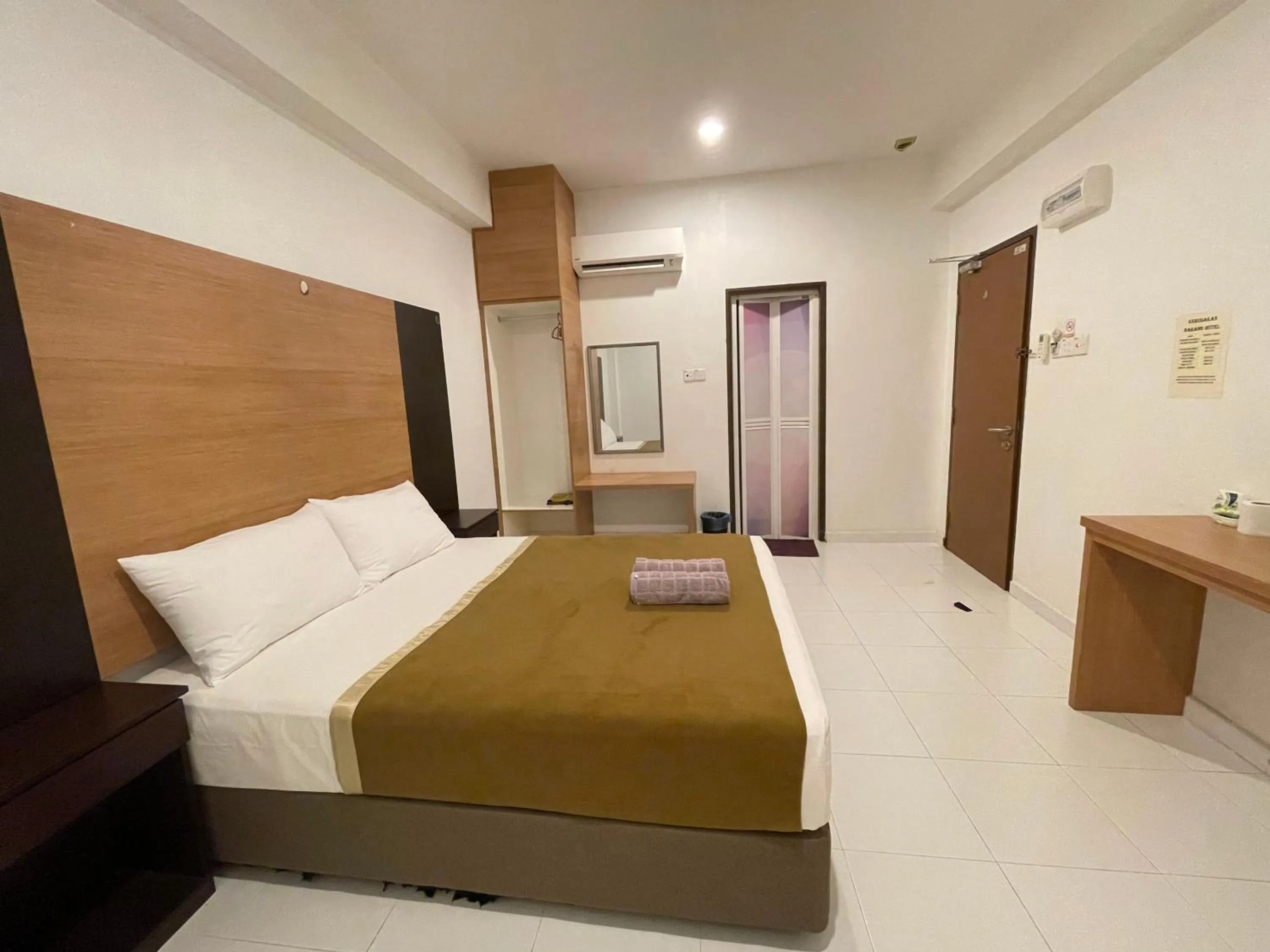 Bed in DZ Hotel Salor