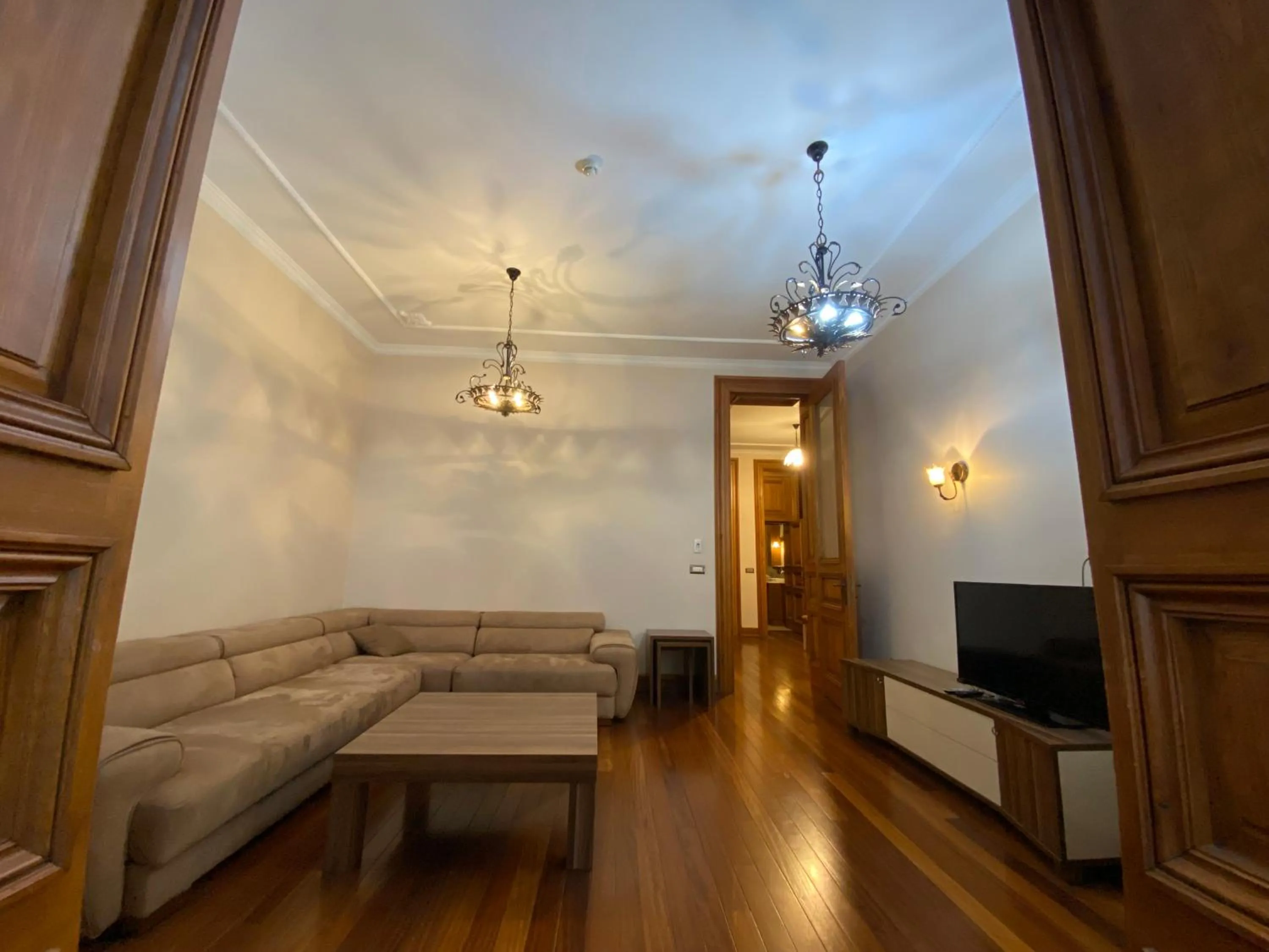 Living room in Aslan Residence