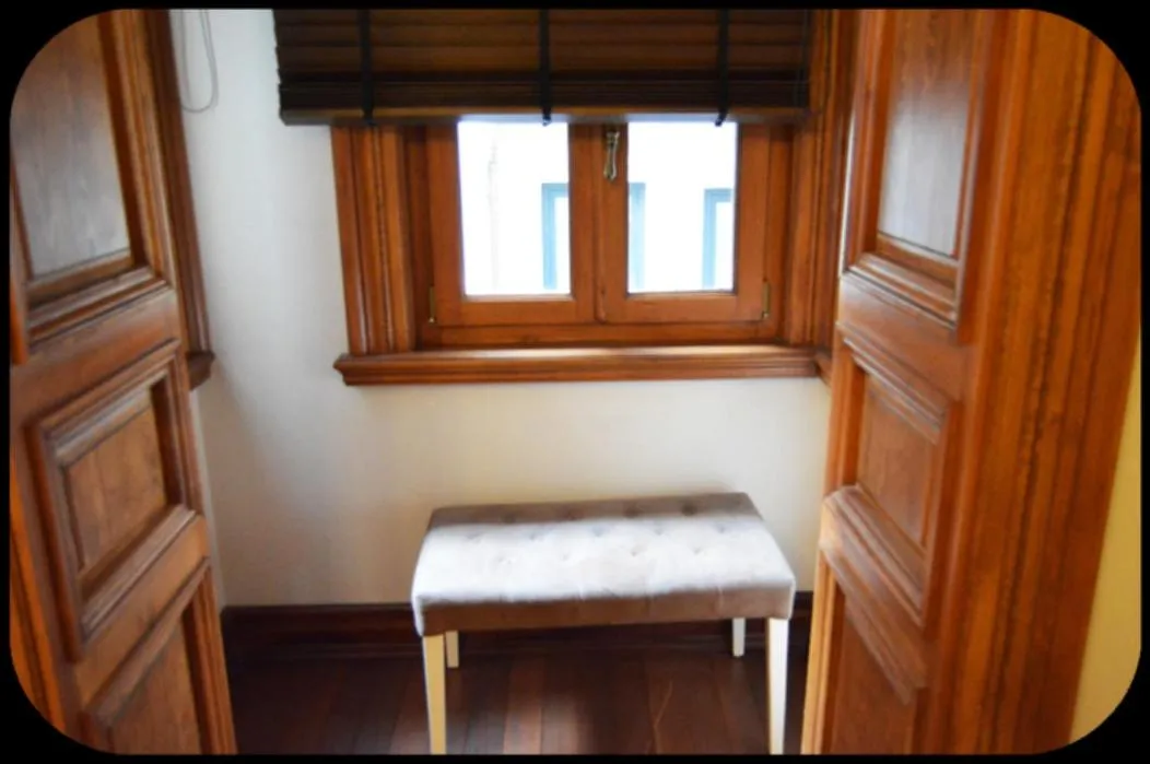 Living room in Aslan Residence