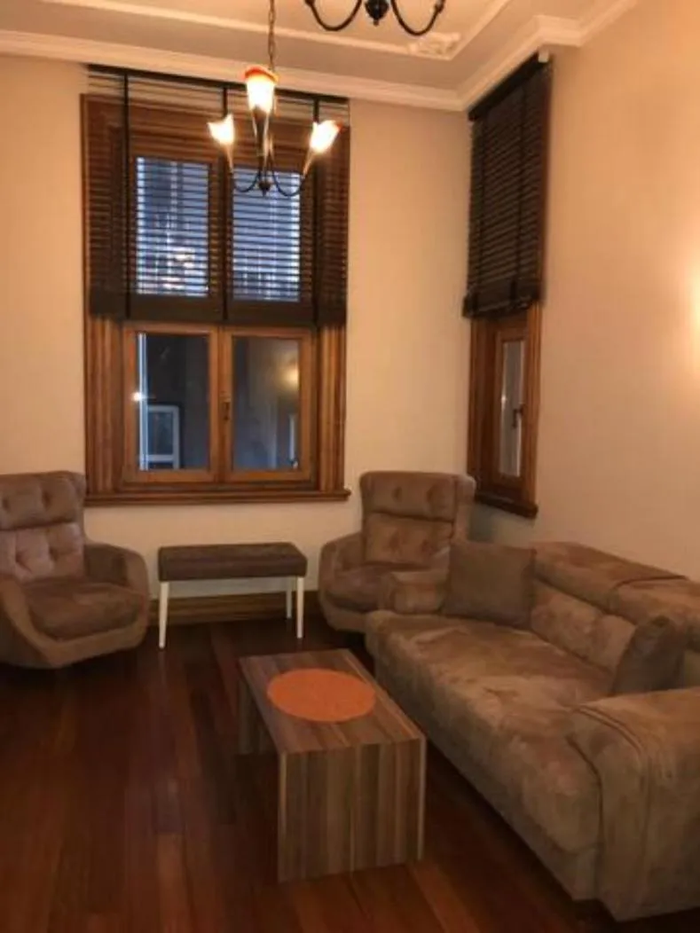 Living room in Aslan Residence