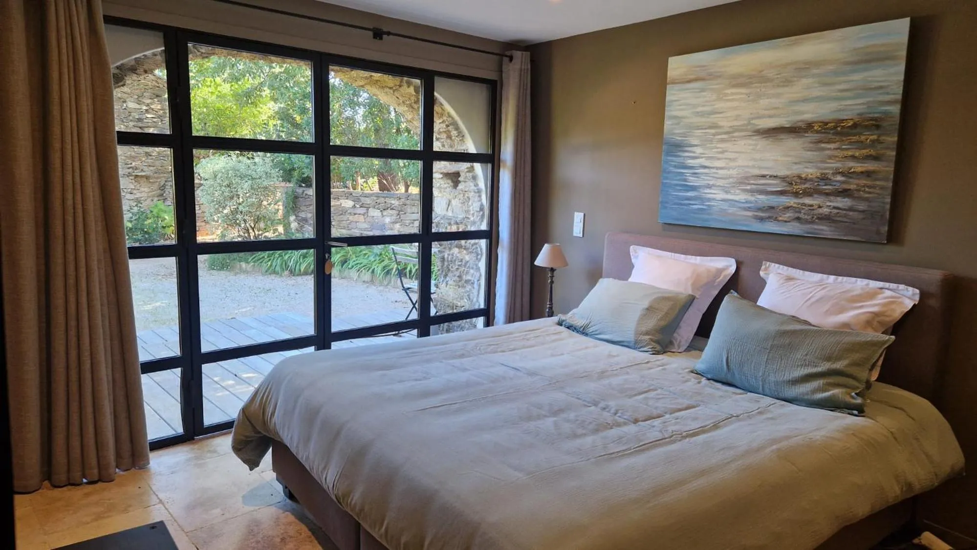 King Room with Garden View in Chambres d'hôtes Le Pontillaou
