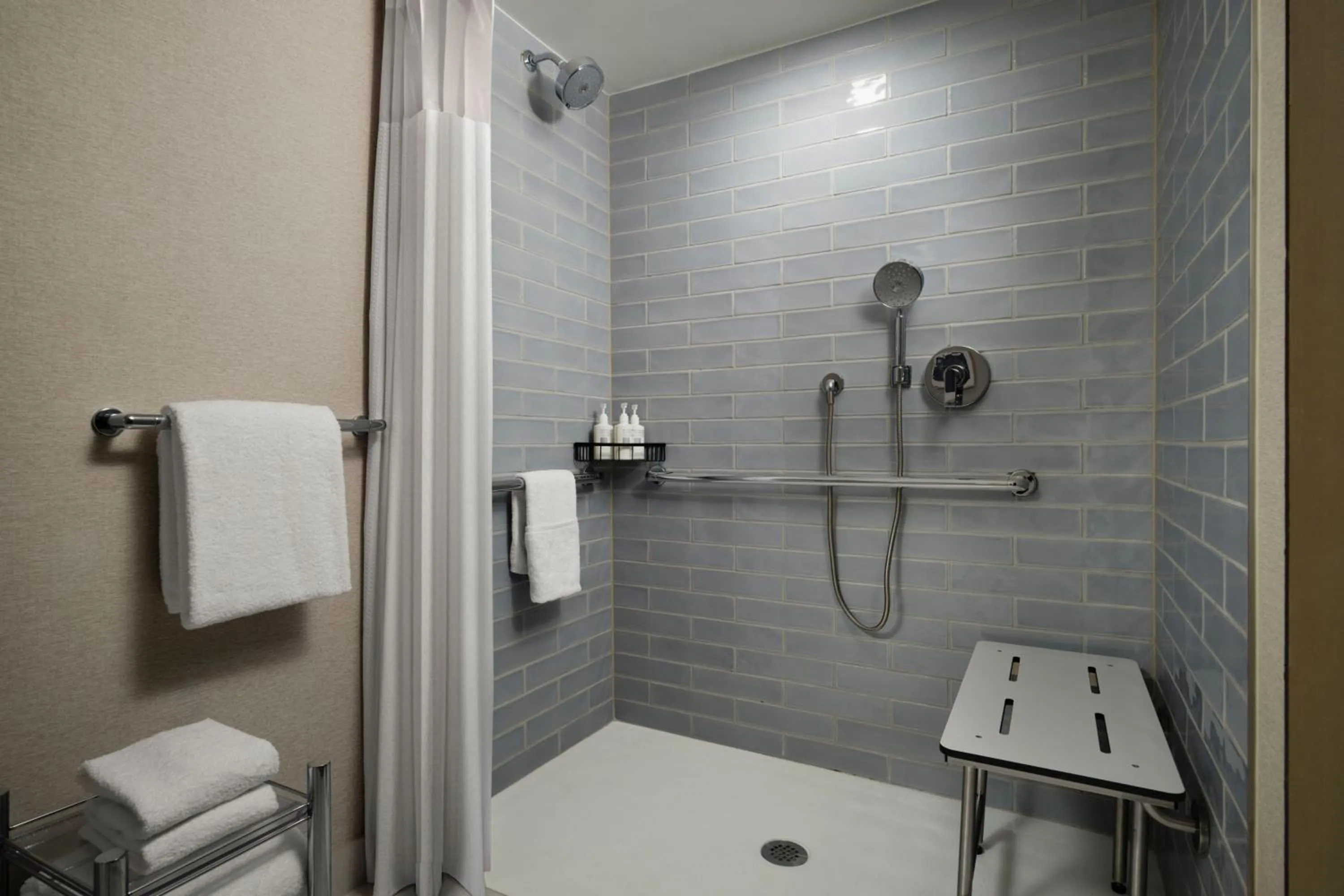 Bathroom in Plaza San Antonio Hotel & Spa, Autograph Collection