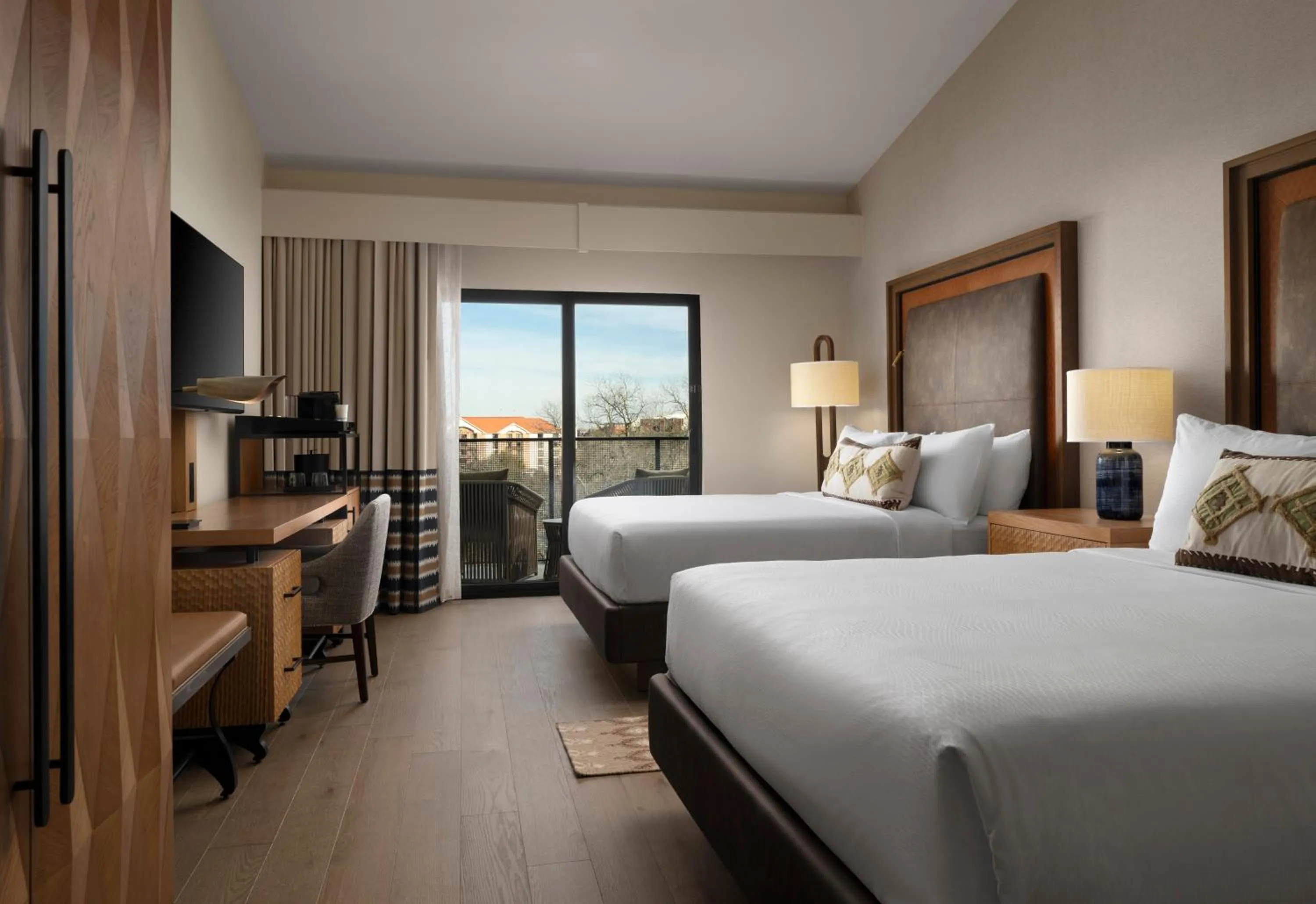 Photo of the whole room, Bed in Plaza San Antonio Hotel & Spa, Autograph Collection