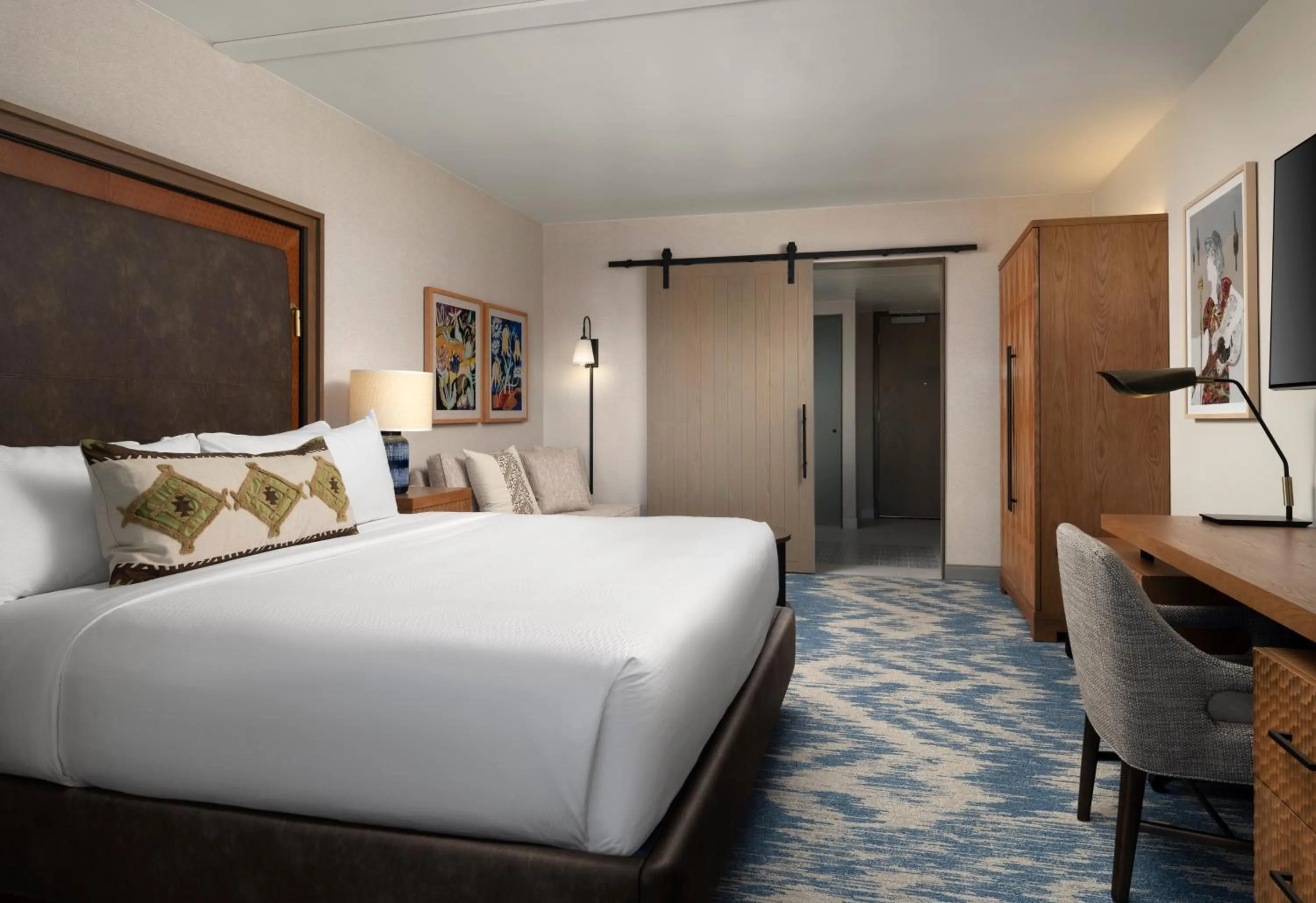 Photo of the whole room, Bed in Plaza San Antonio Hotel & Spa, Autograph Collection