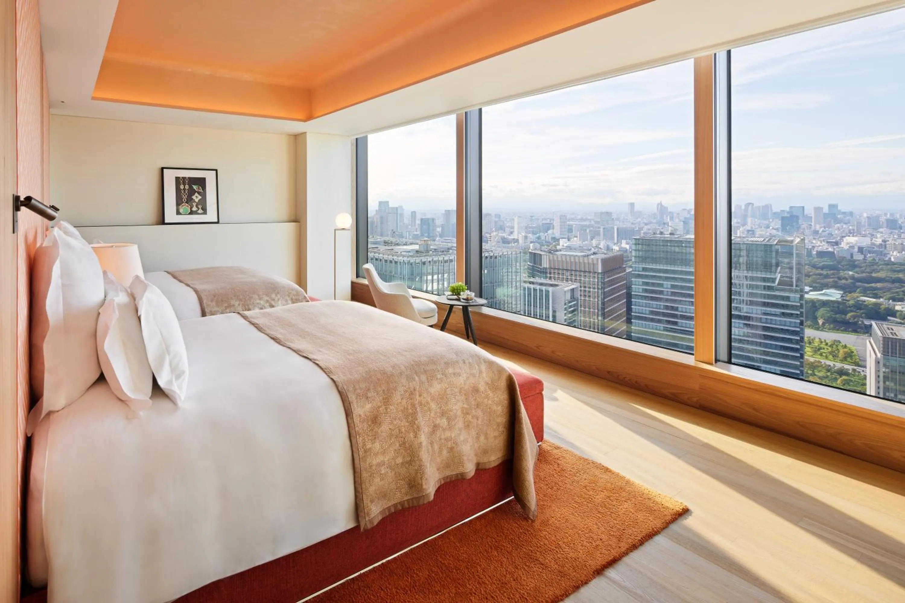 Photo of the whole room, Bed in Bvlgari Hotel Tokyo