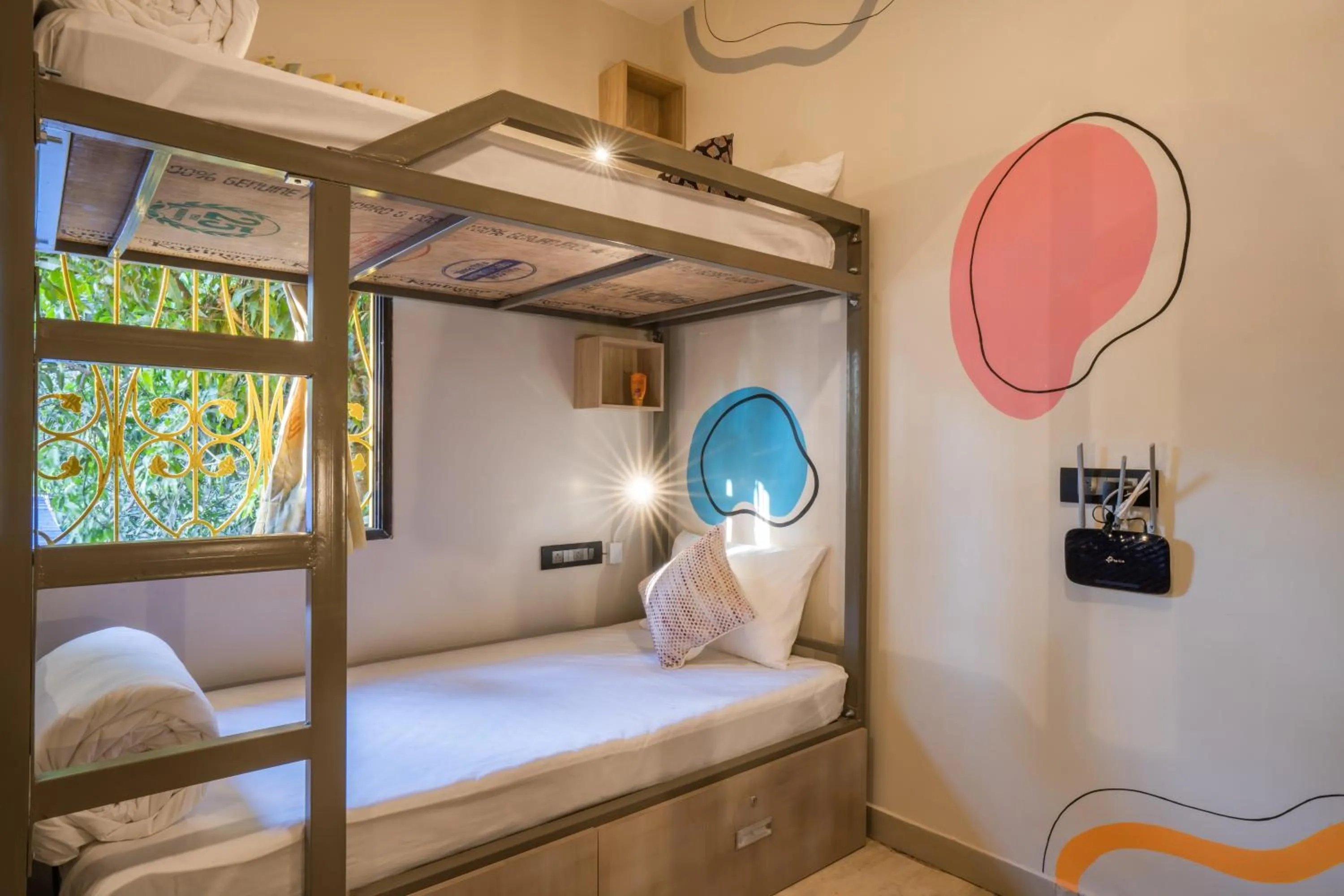 Bed in Zostel Goa, Morjim