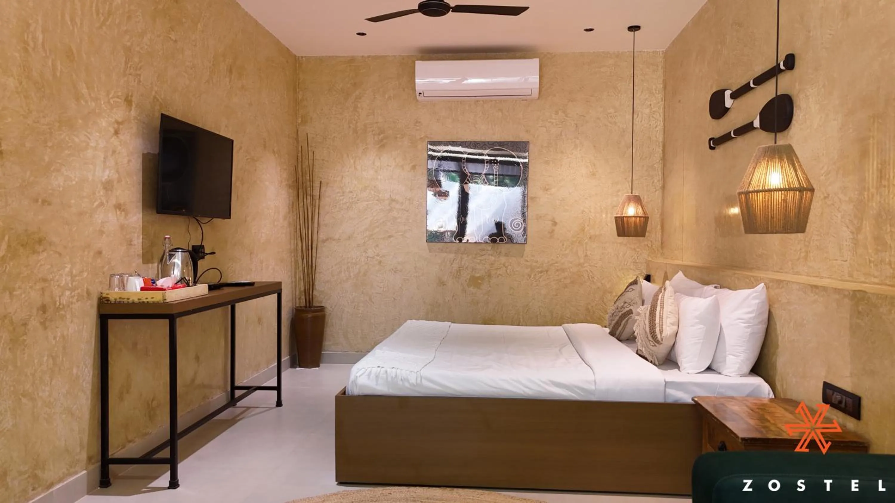 Bed in Zostel Goa, Morjim