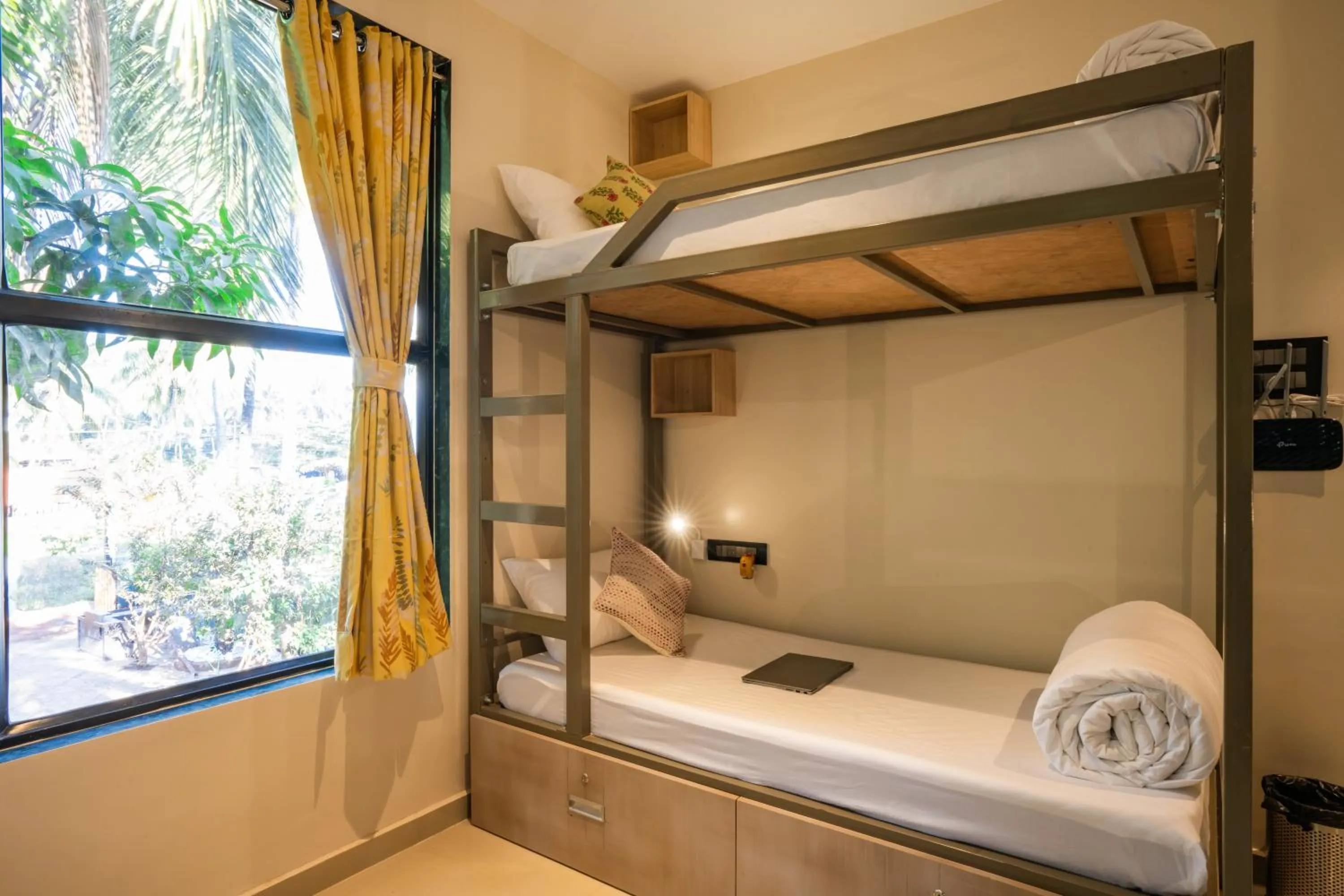 bunk bed, Bed in Zostel Goa, Morjim