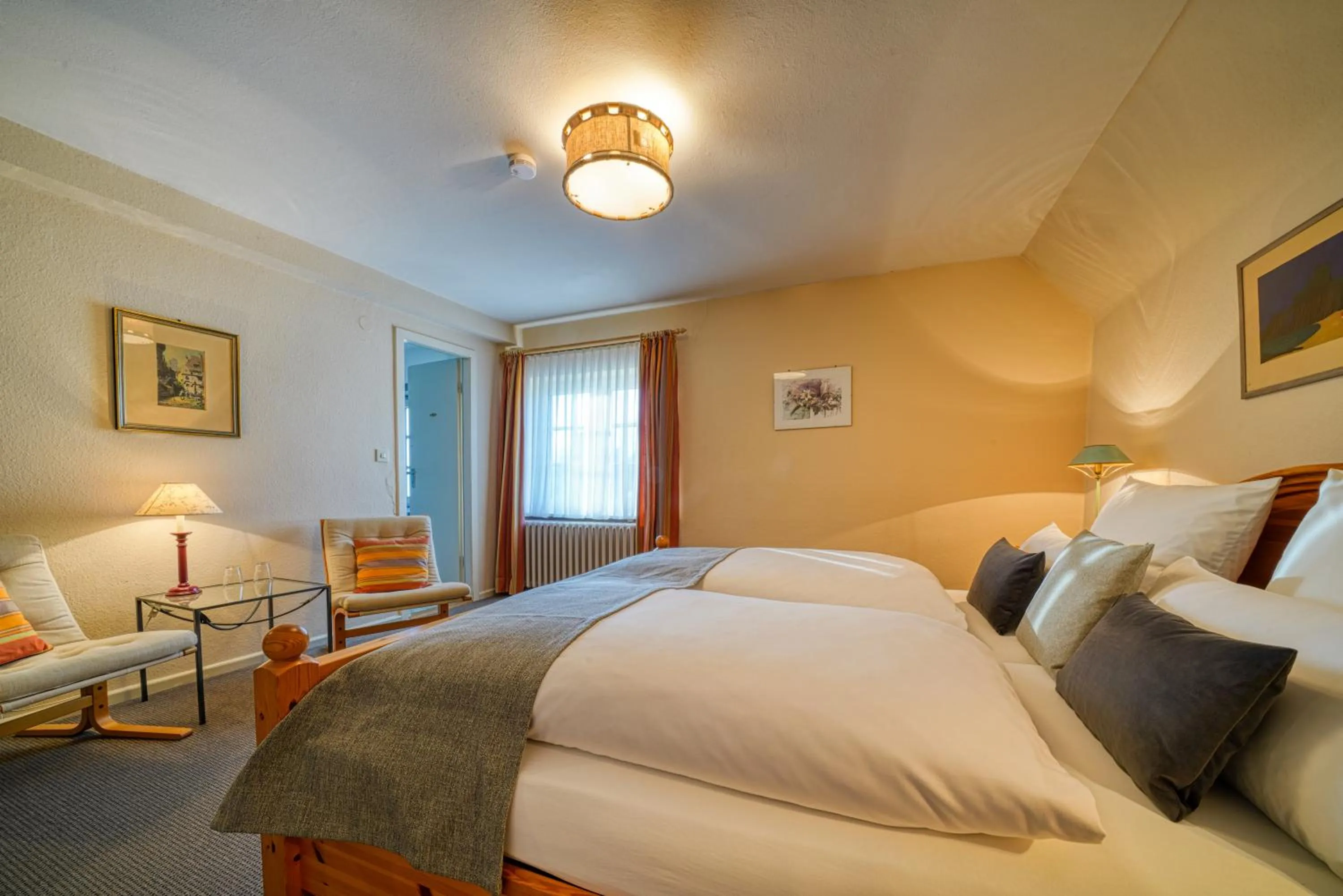 Photo of the whole room, Bed in Hotel Zur Eule