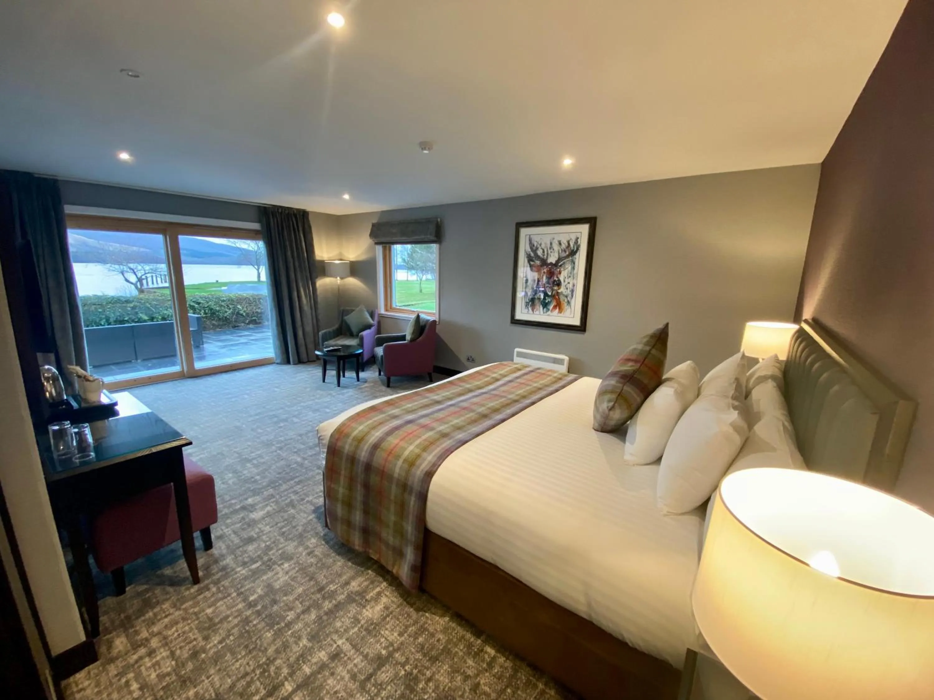 Photo of the whole room, Bed in The Beach House Loch Lomond