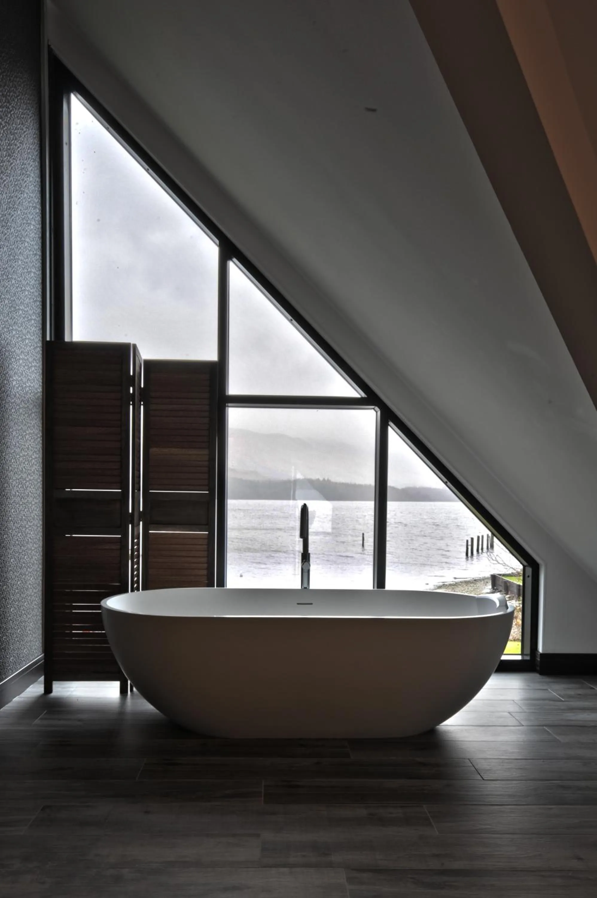 Bath in The Beach House Loch Lomond