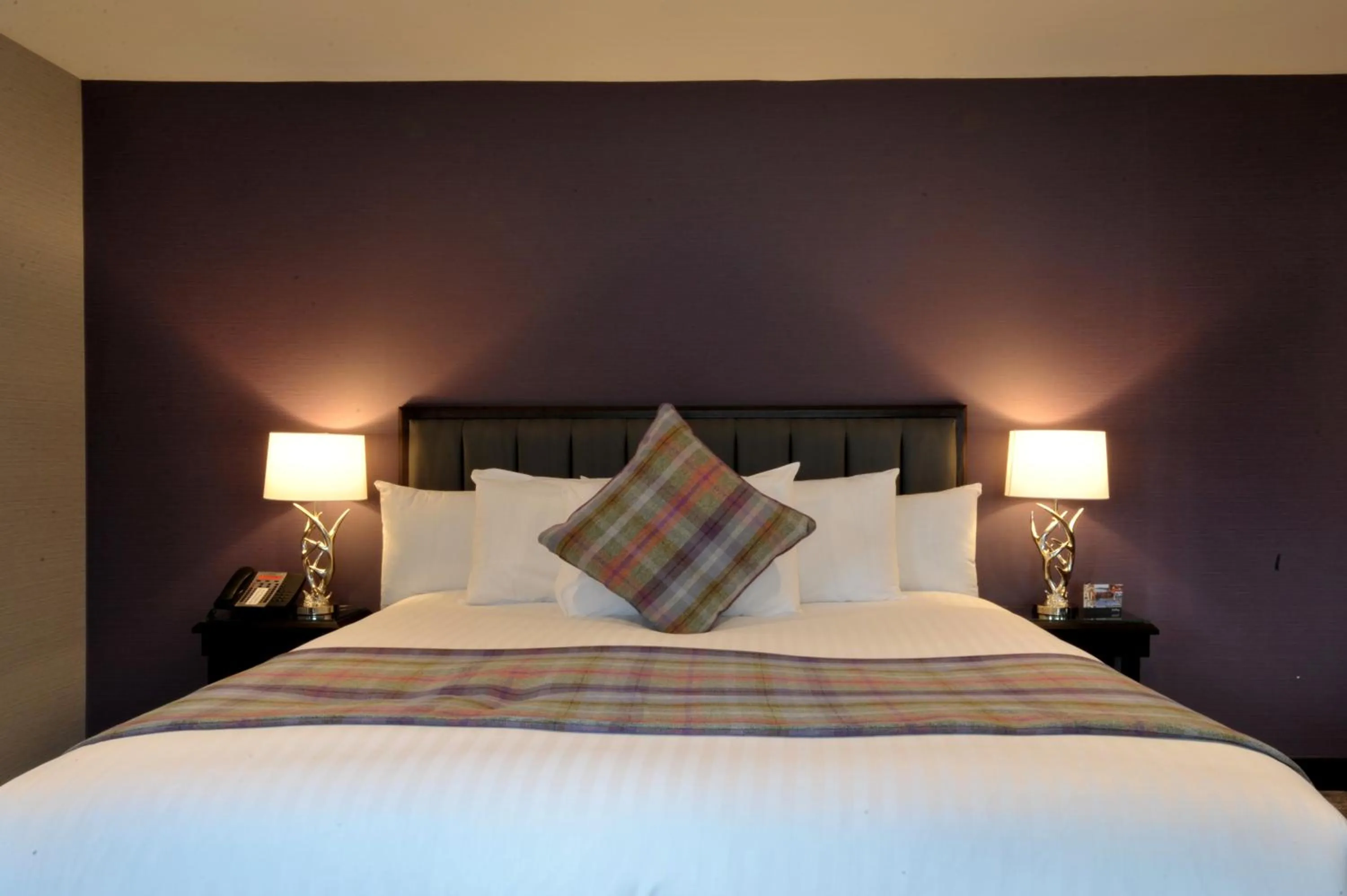 Bed in The Beach House Loch Lomond