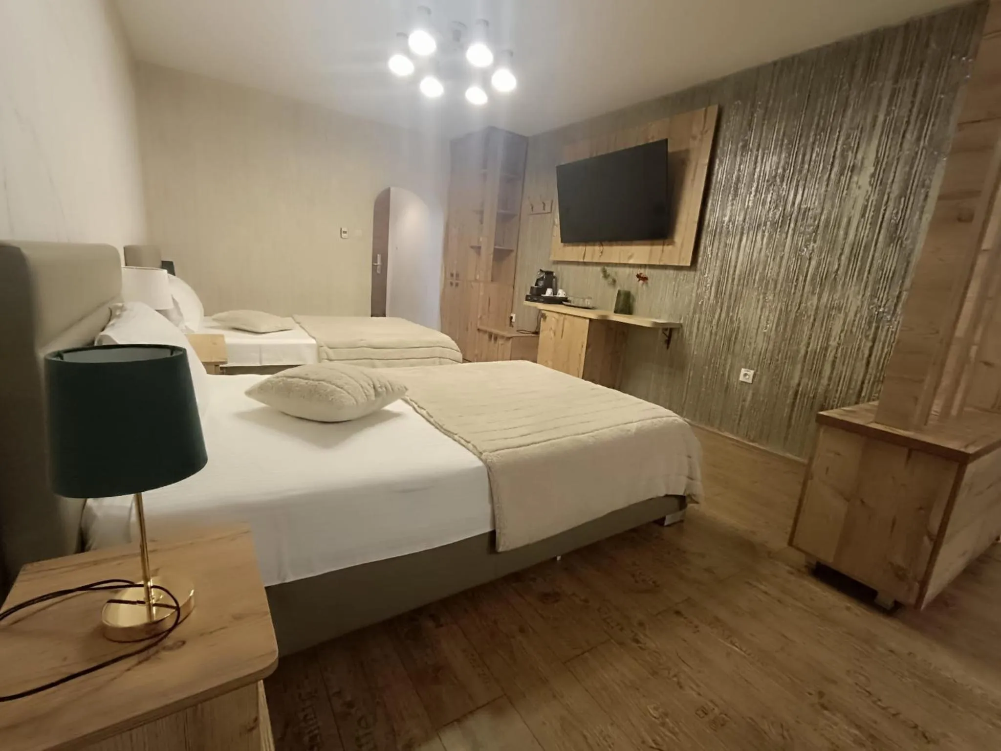 Bed in Conacul Radacinilor