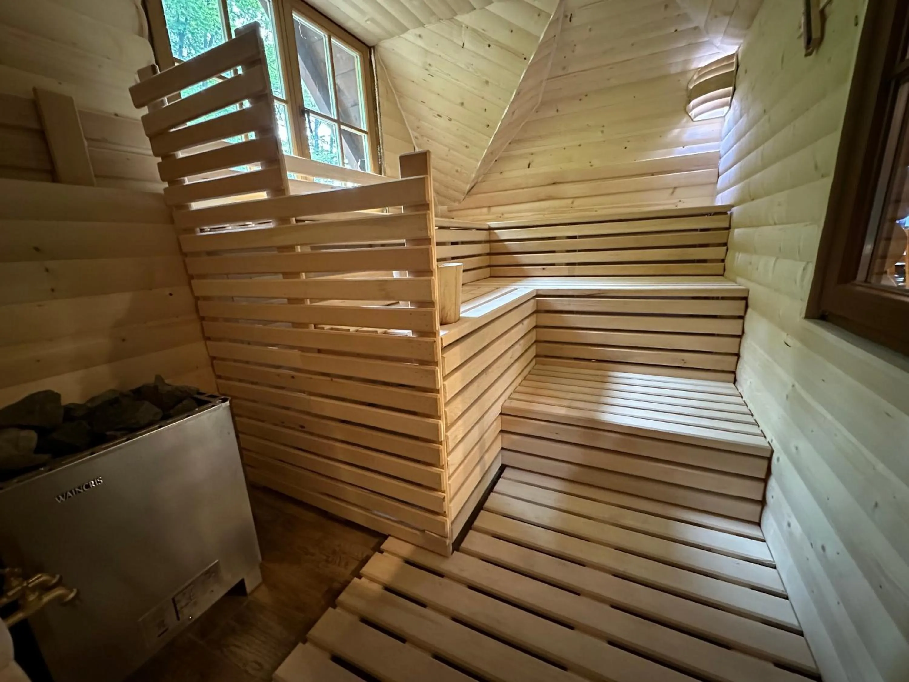 Sauna in Conacul Radacinilor