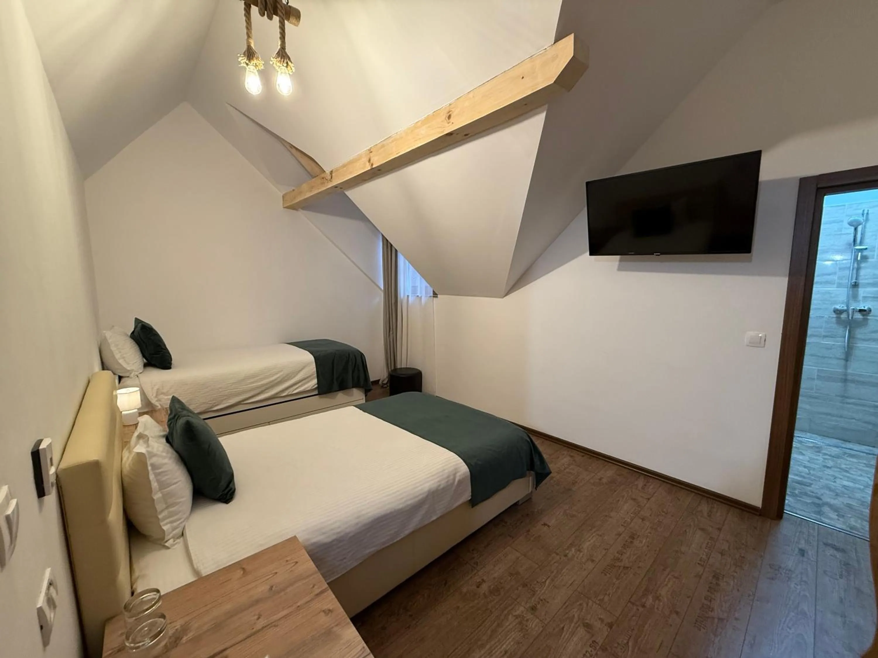 Bed in Conacul Radacinilor