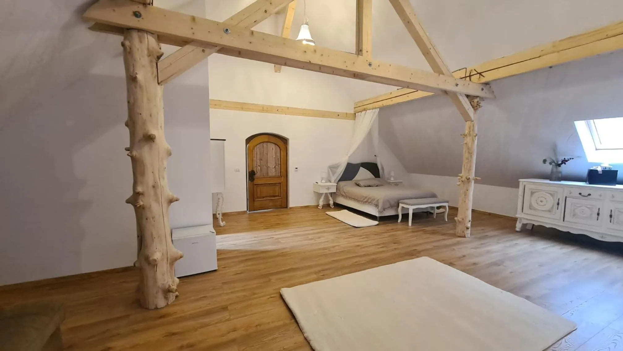 Bed in Conacul Radacinilor