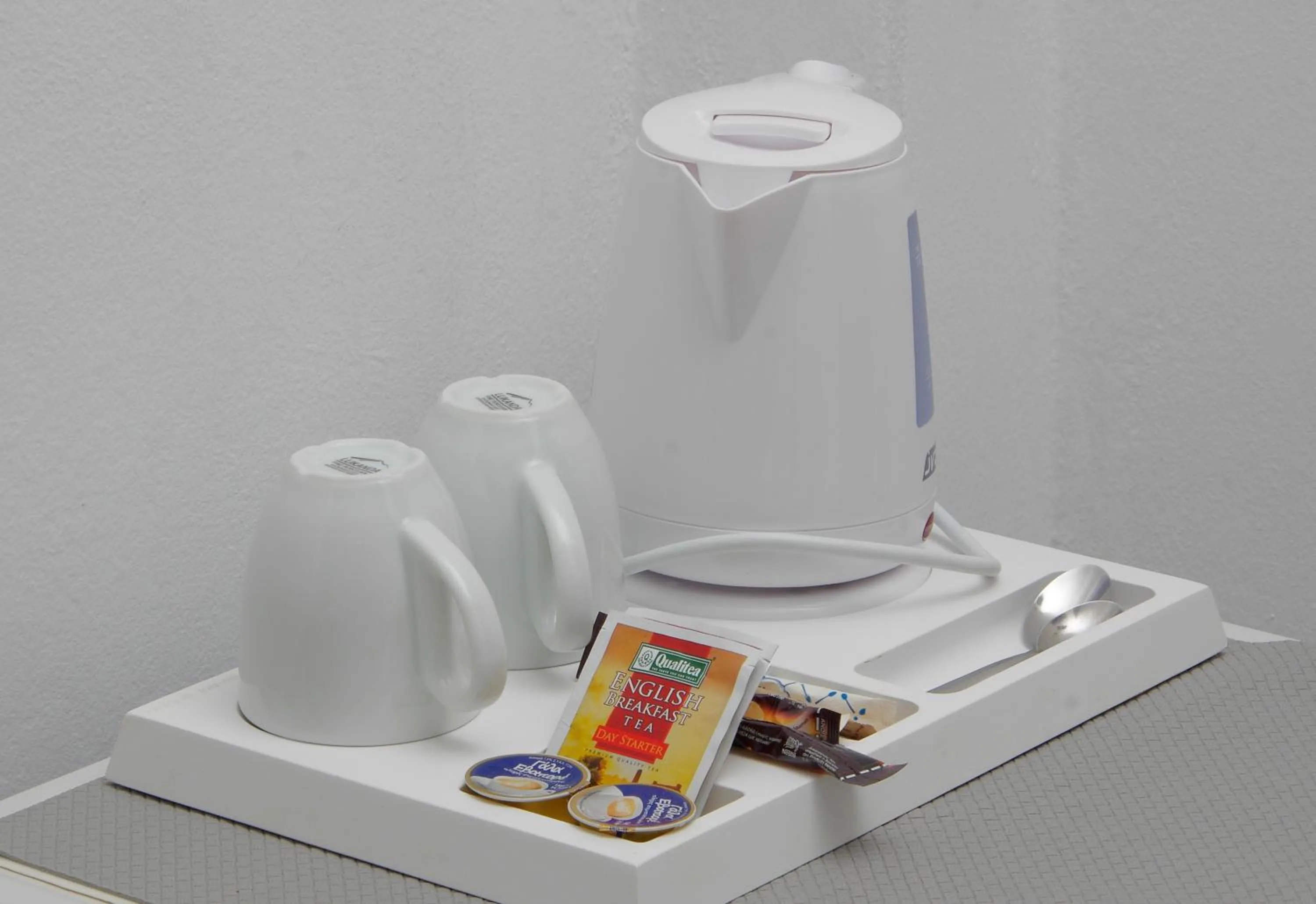 Coffee/tea facilities in Hotel Benois