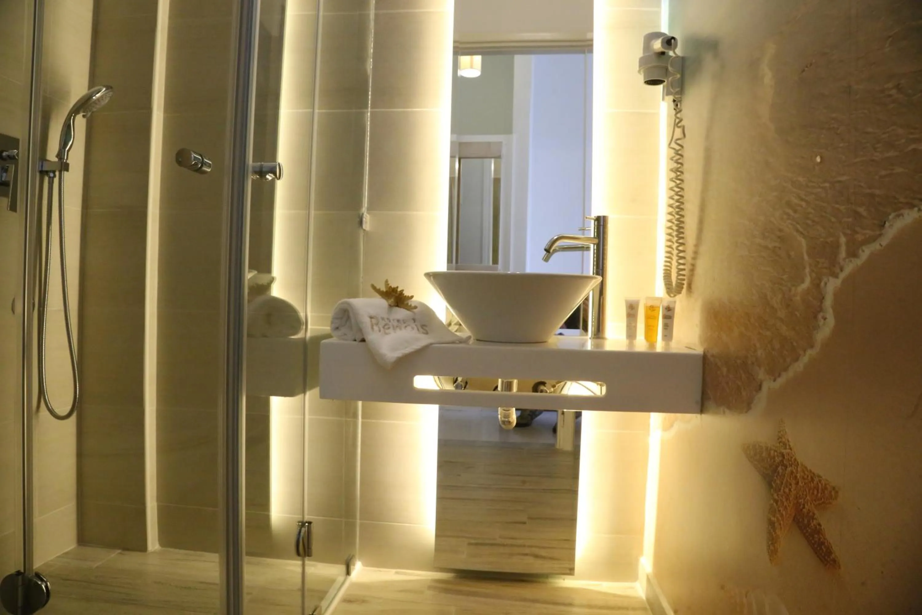 Bathroom in Hotel Benois