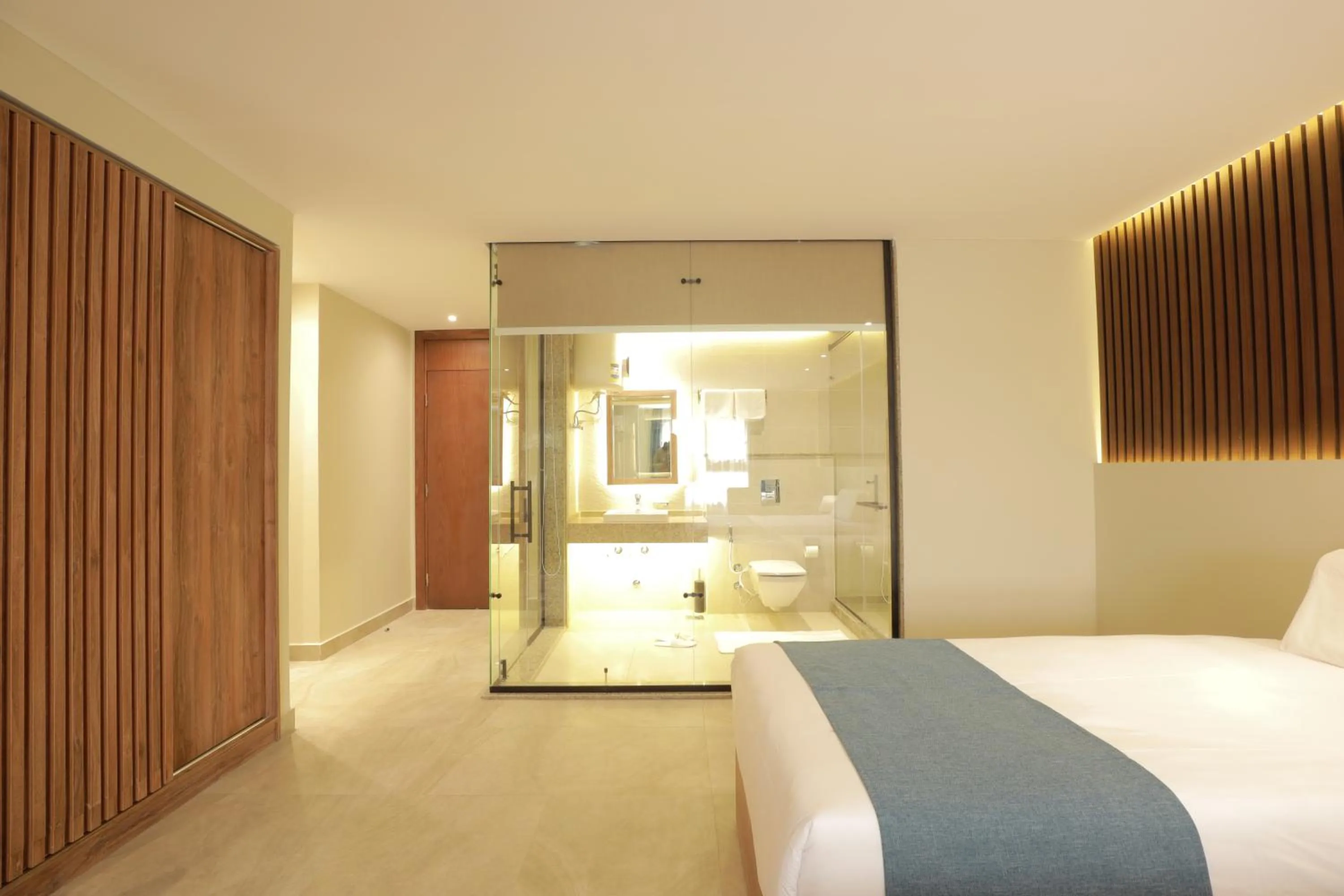 Bed in Pyramid Front Hotel