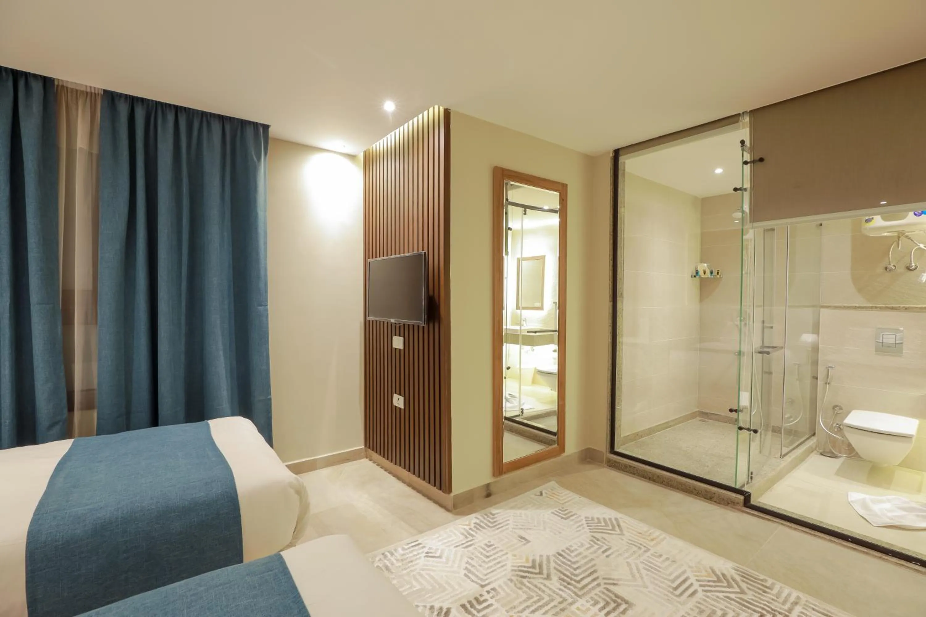 Bed in Pyramid Front Hotel