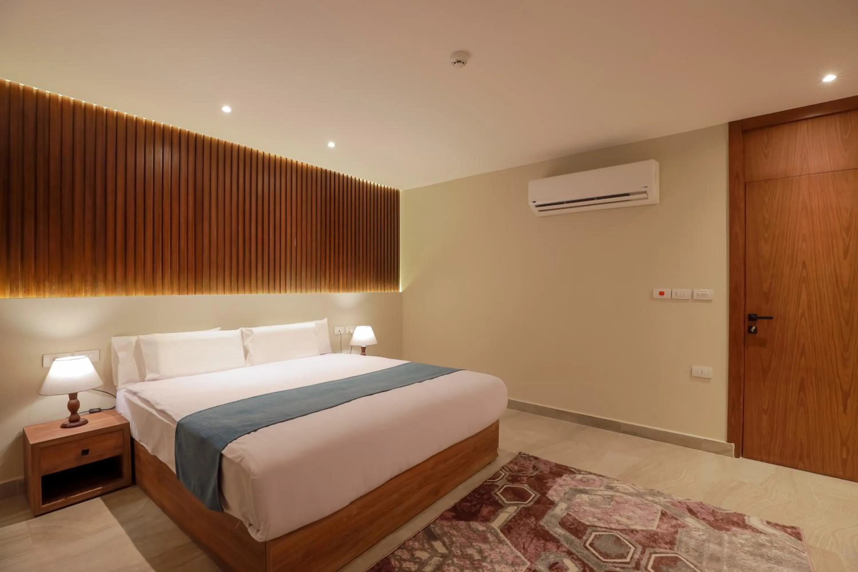 Bed in Pyramid Front Hotel