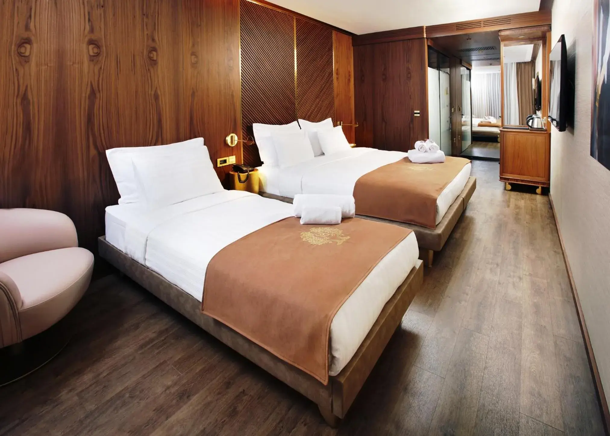 Deluxe Triple Room in Kate Hotel Special Class & SPA Deluxe Triple Room in Kate Hotel Special Class & SPA