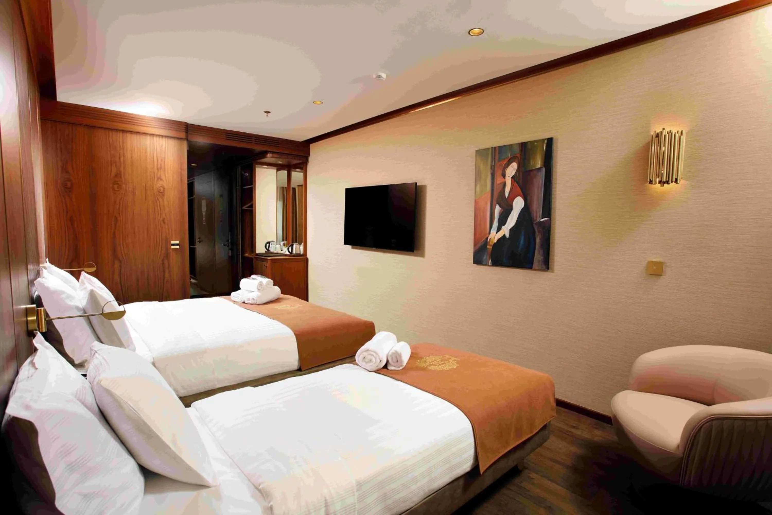 Bedroom, Bed in Kate Hotel Special Class & SPA