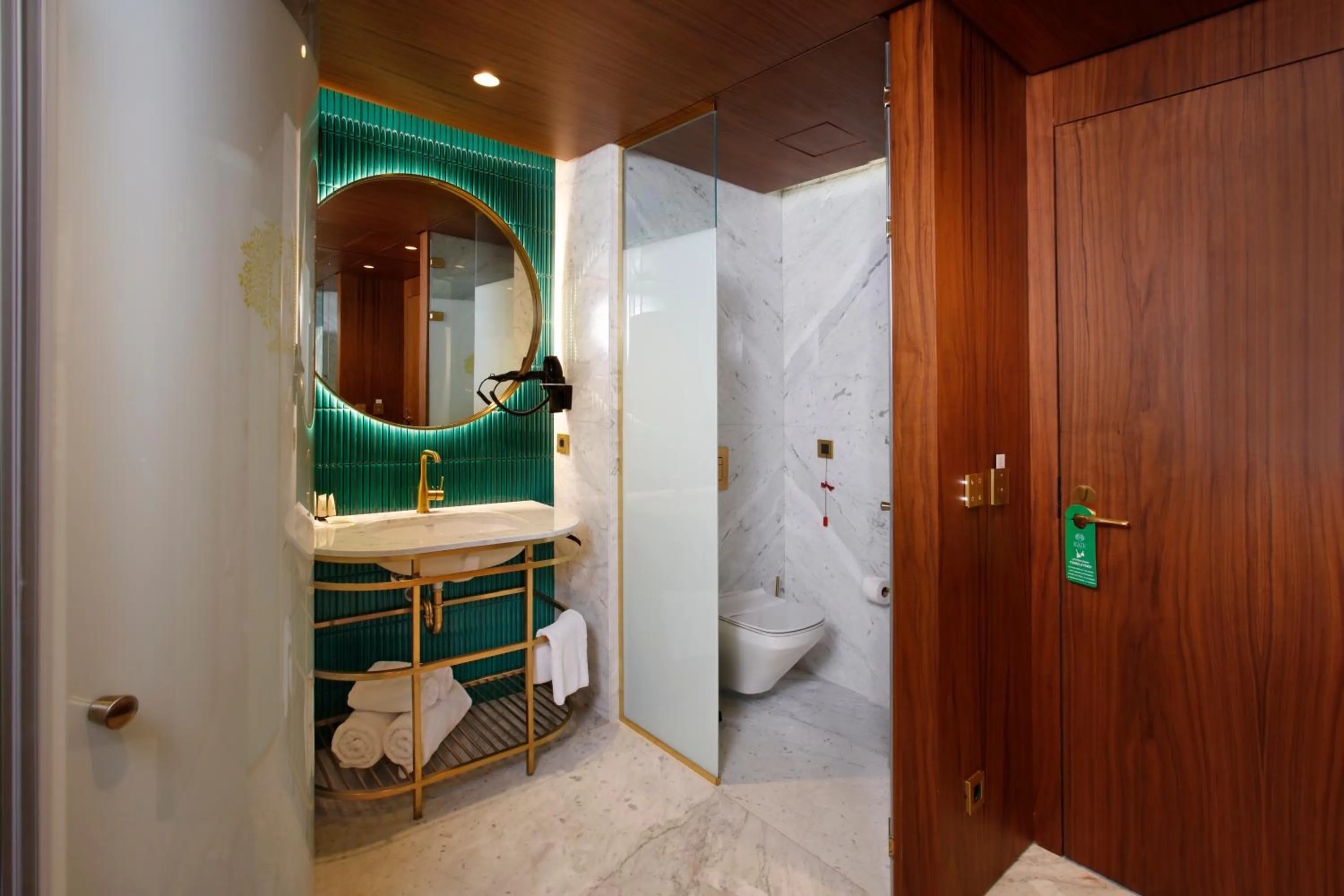 Shower in Kate Hotel Special Class & SPA