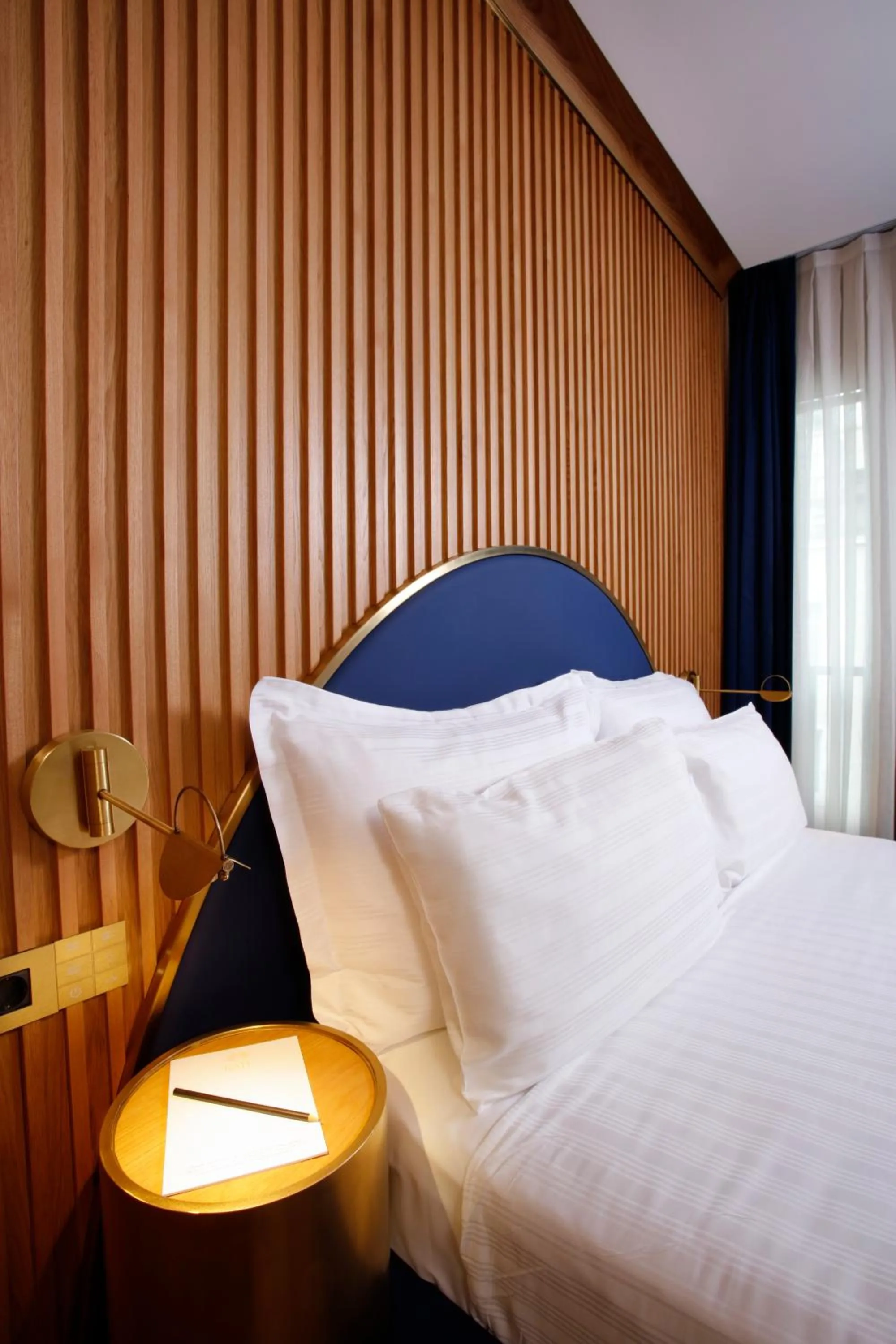 Bed in Kate Hotel Special Class & SPA