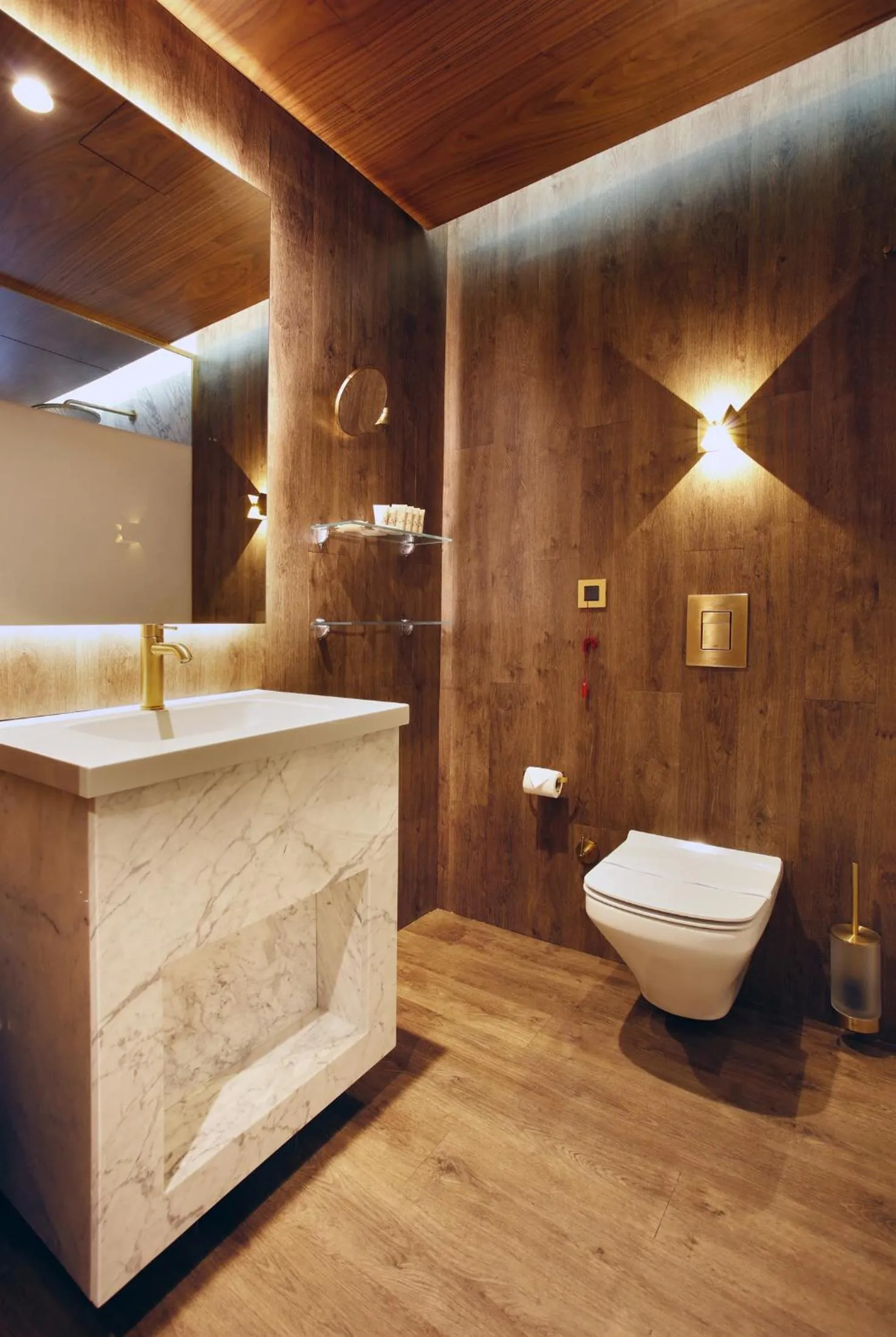 Toilet in Kate Hotel Special Class & SPA