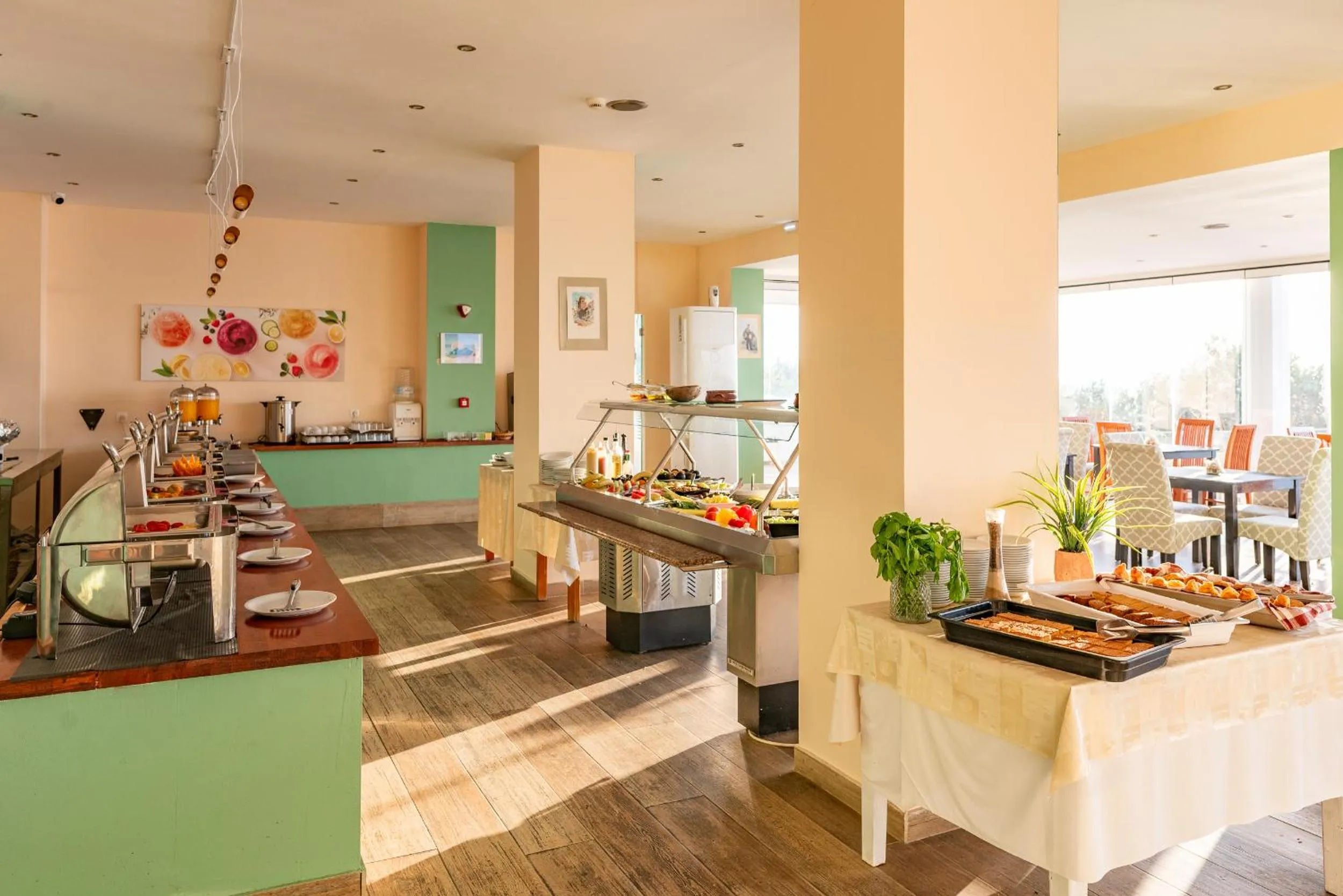 Buffet breakfast in Alyssium