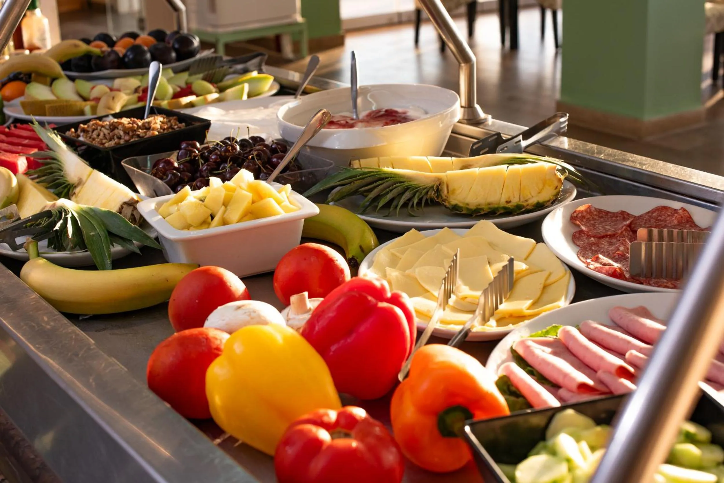 Buffet breakfast in Alyssium