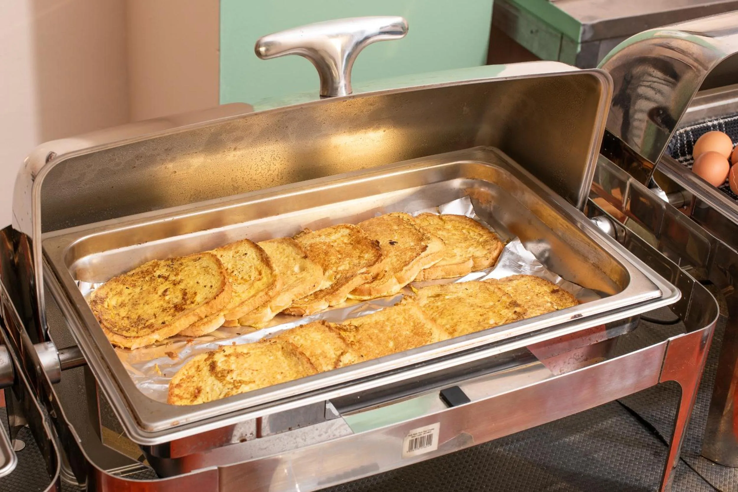 Buffet breakfast in Alyssium