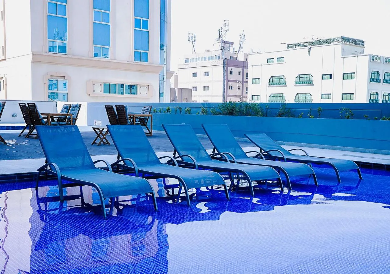 Swimming pool in Farhan Tower