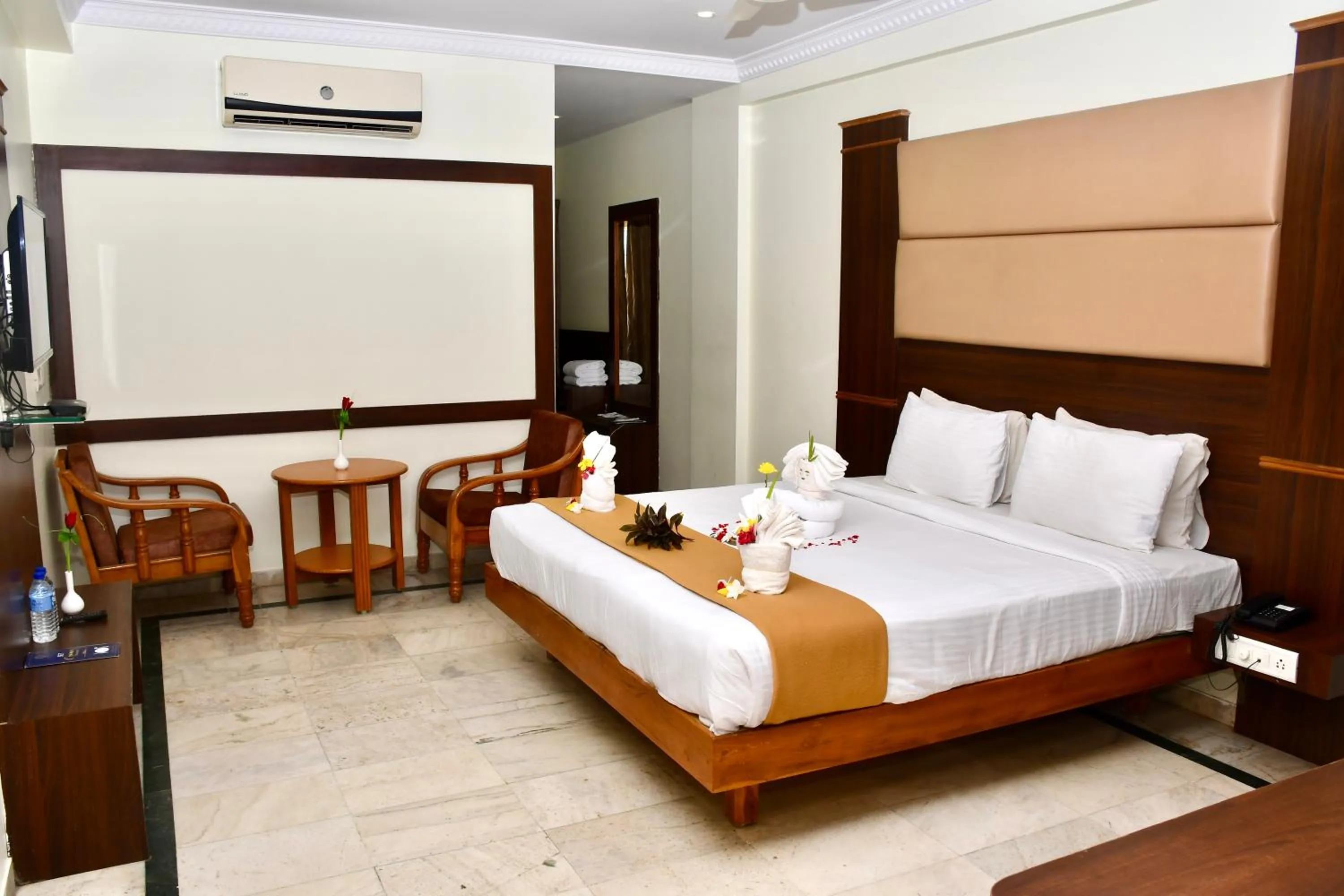 Bed in SET Residency