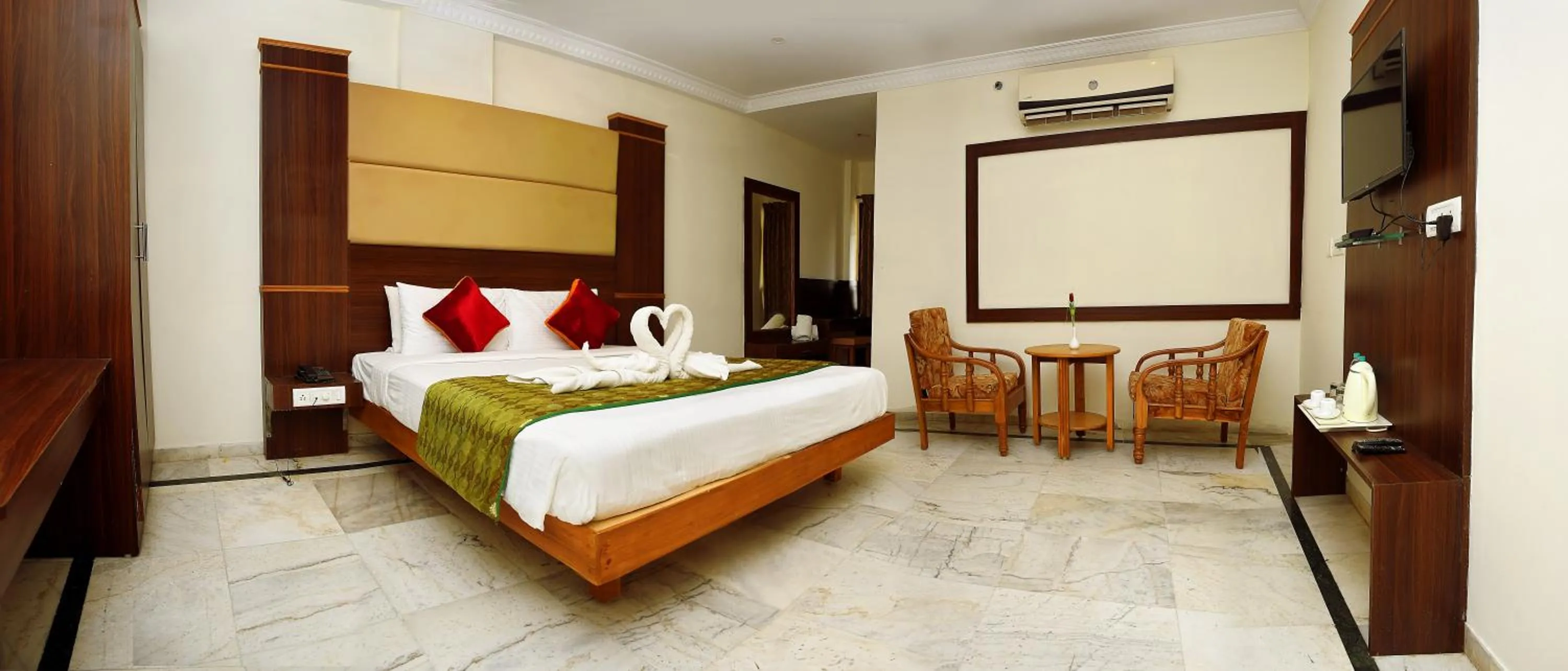 Bed in SET Residency