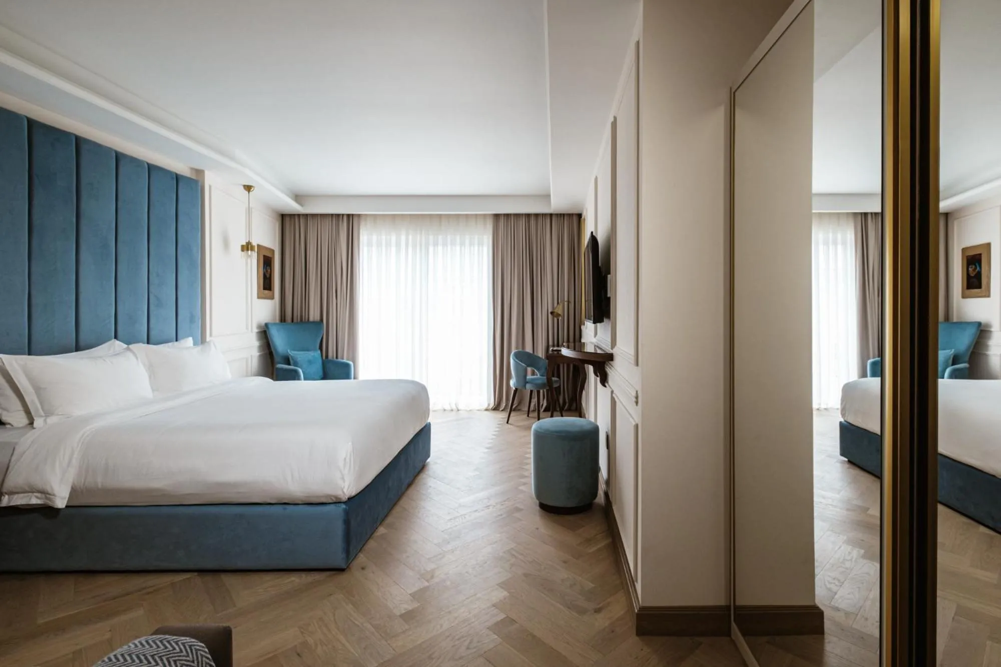 Photo of the whole room, Bed in Palazzo Castagna Boutique Hotel