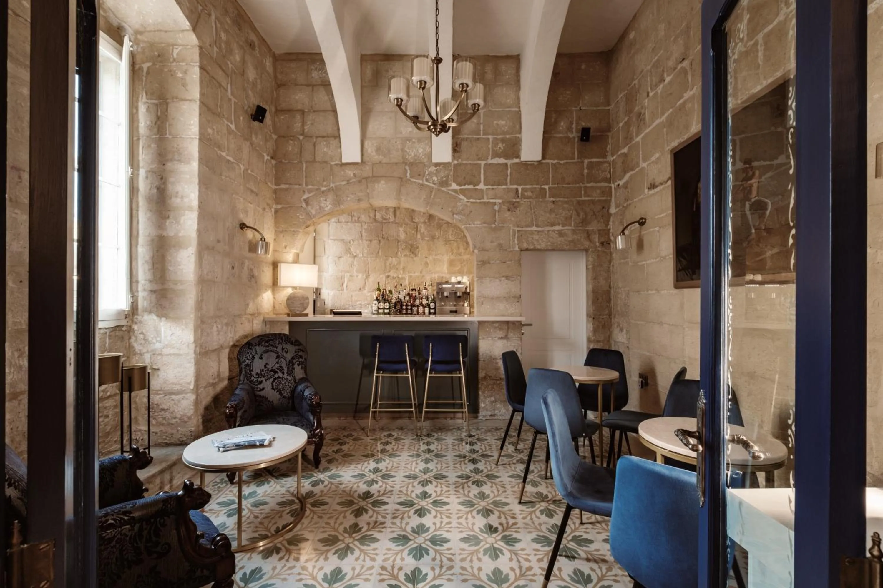 Lounge or bar in Palazzo Castagna Boutique Hotel