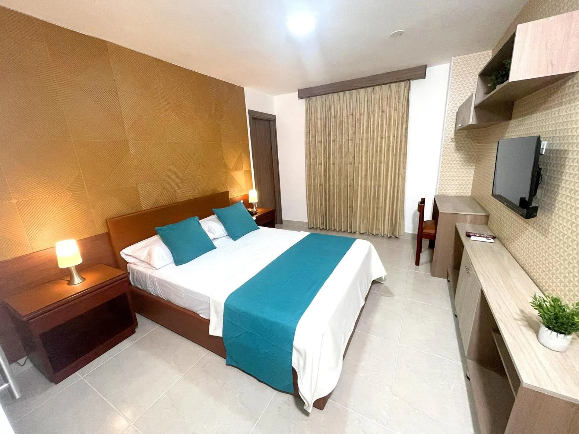 Bed in Hotel Prado 72 INN