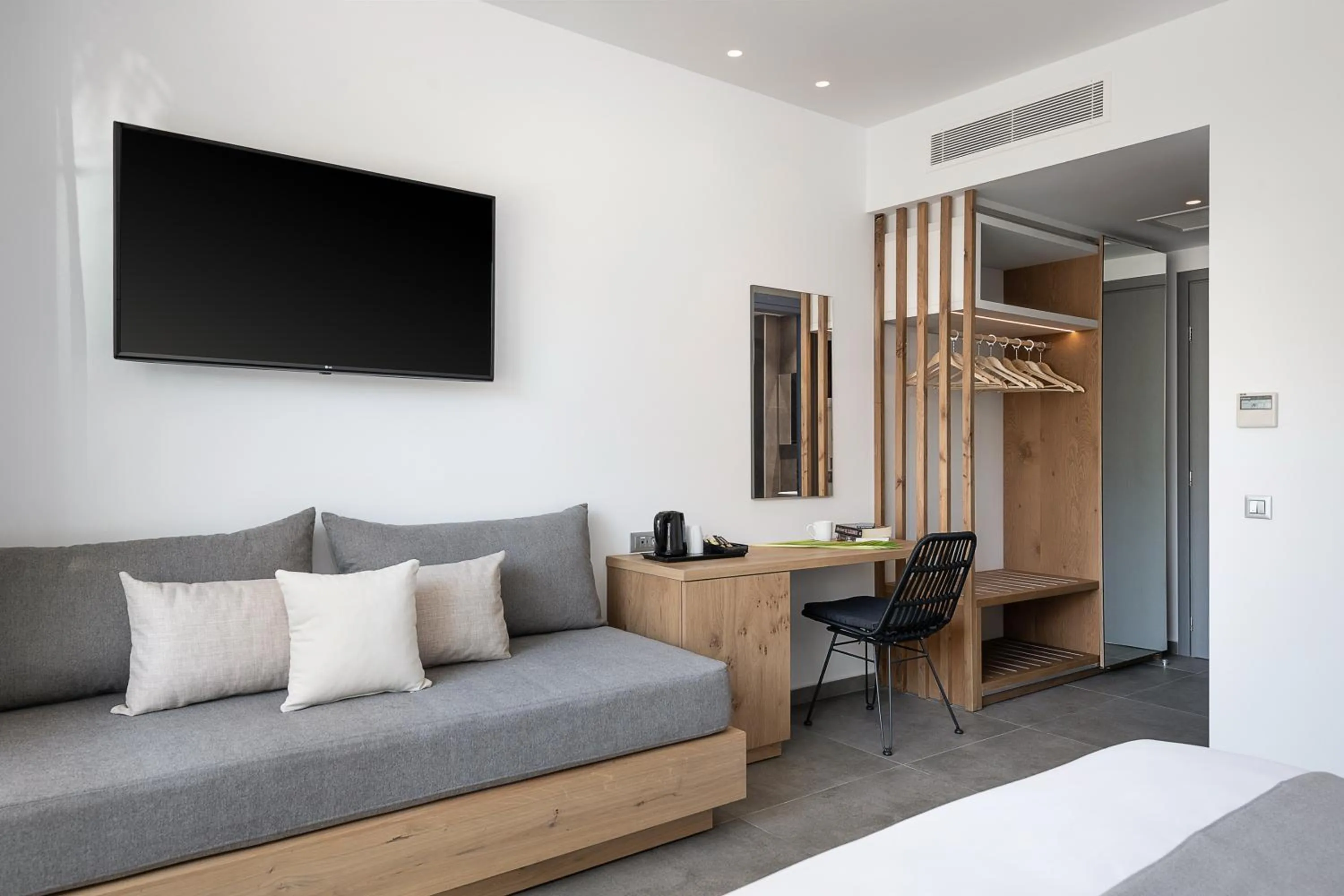 Coffee/tea facilities, Bed in Magda Hotel Club