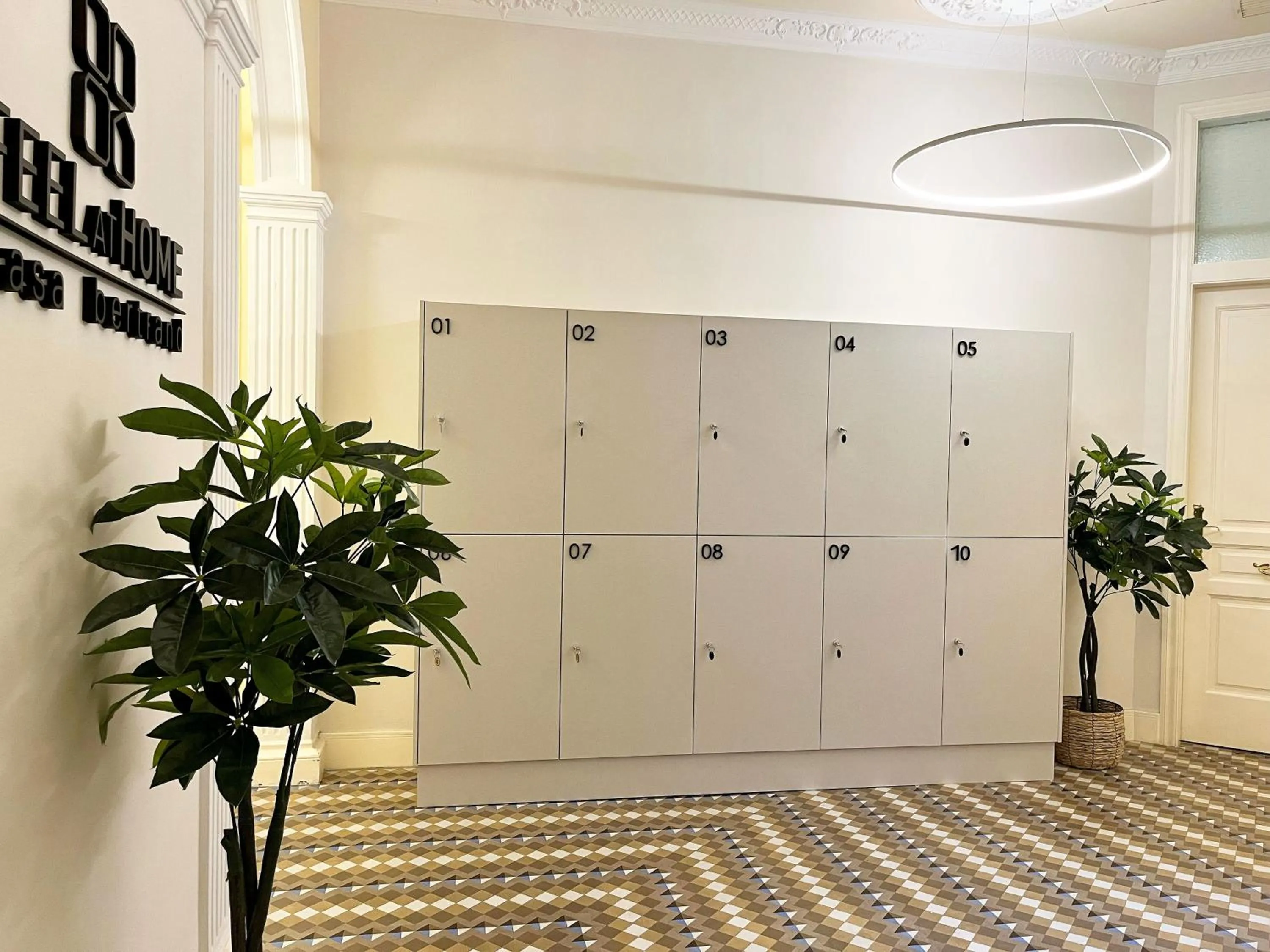 microwave in Feelathome Casa Bertrand