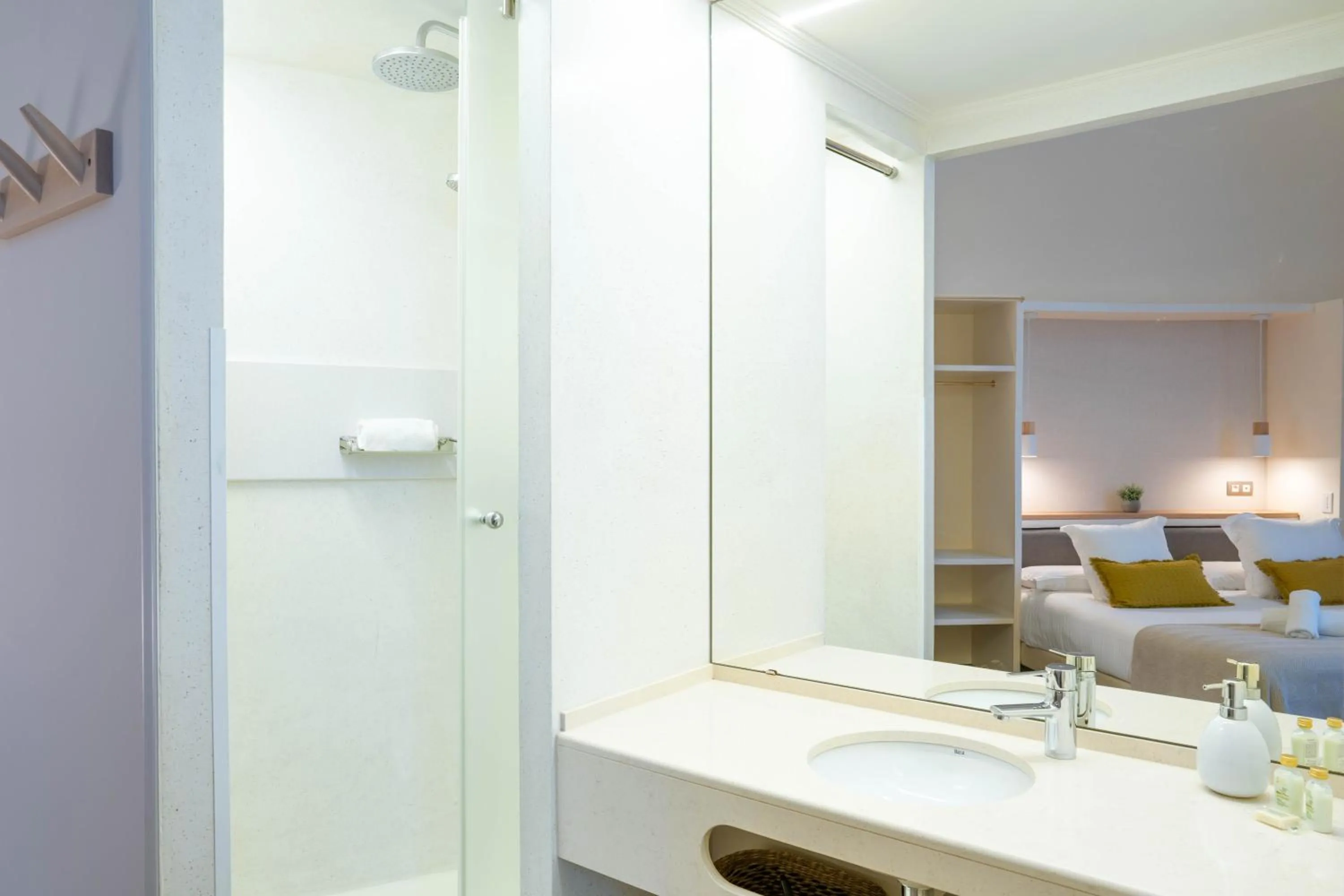 Toilet in Feelathome Casa Bertrand