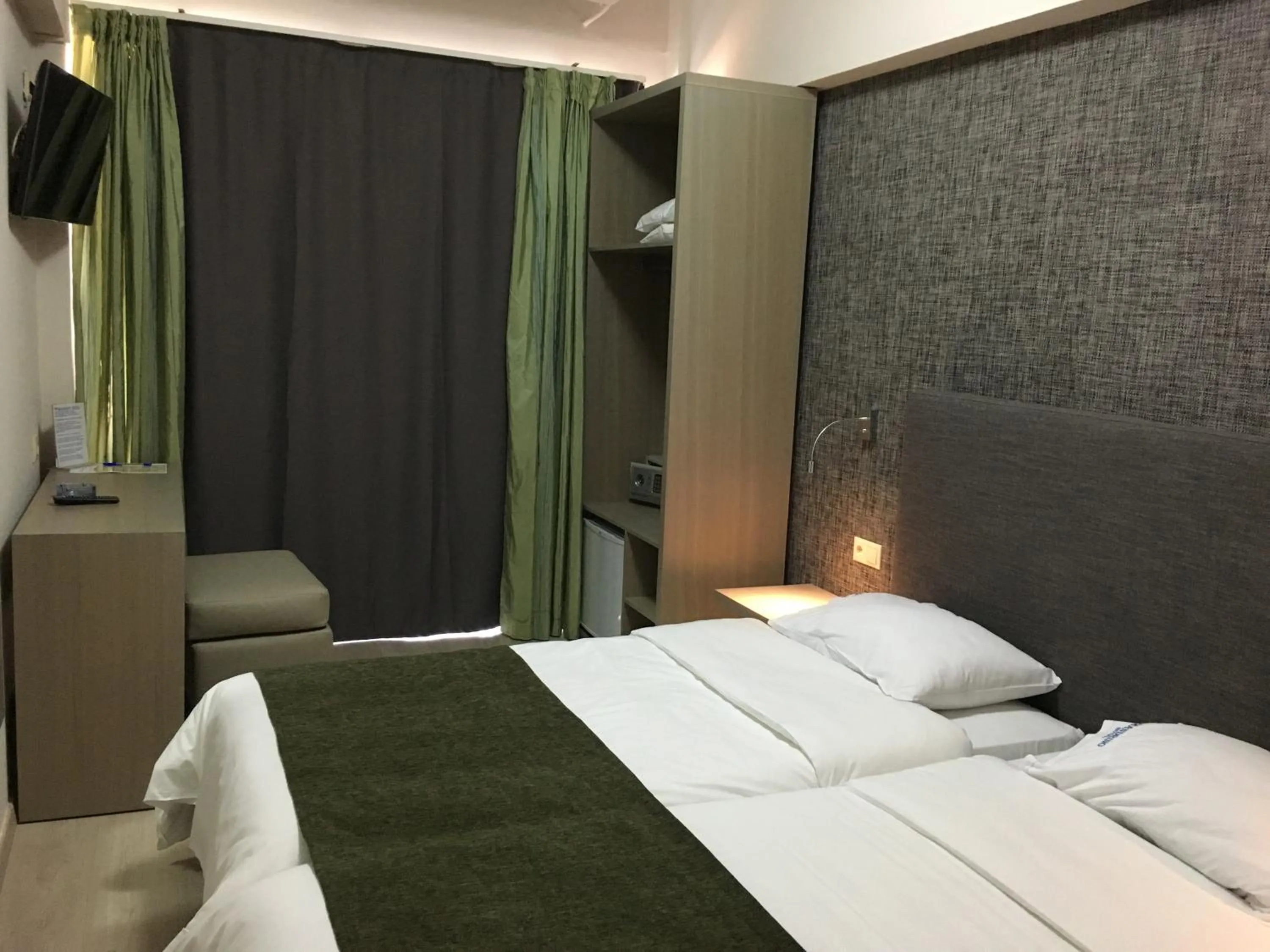 Photo of the whole room, Bed in Mandrino Hotel