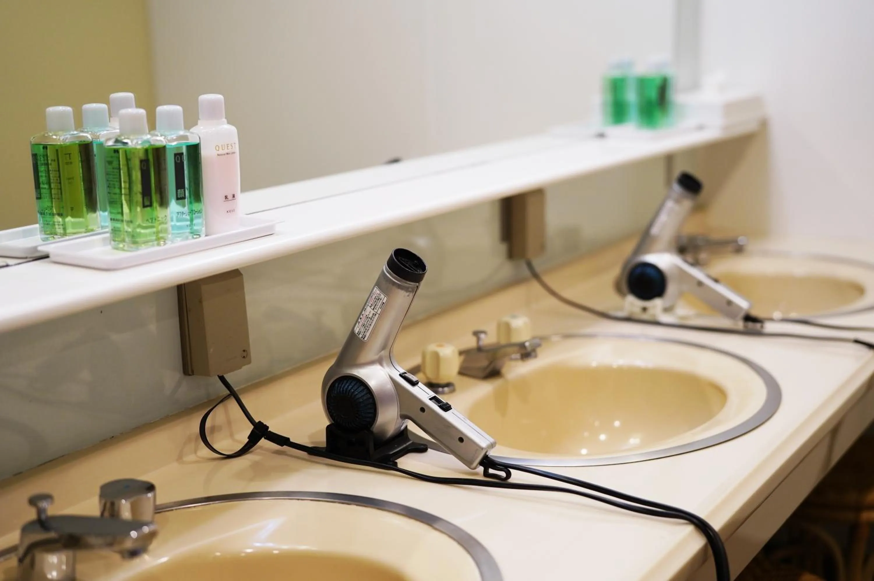 Public Bath in Silk Hotel Annex