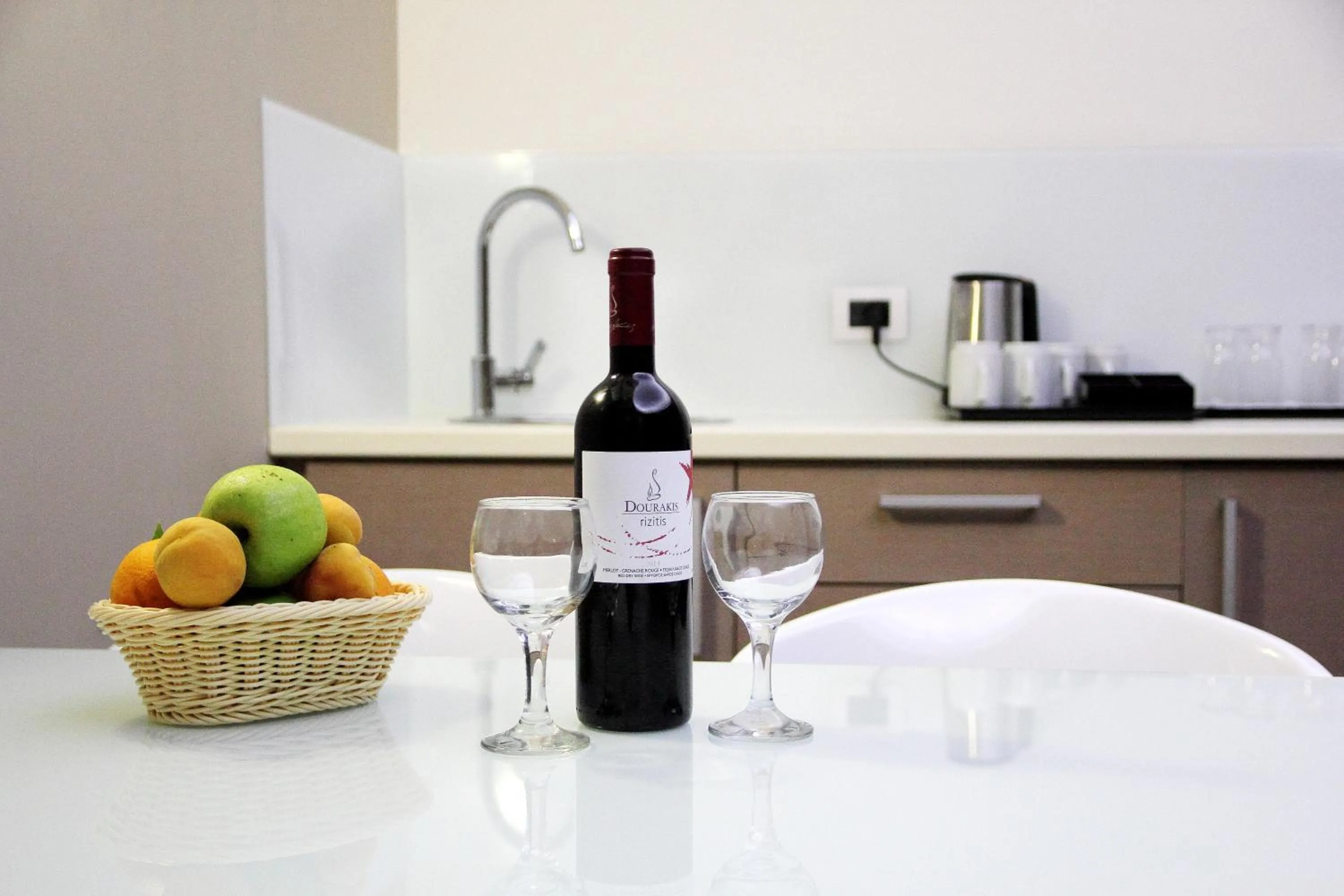 Living room in Renieris Hotel