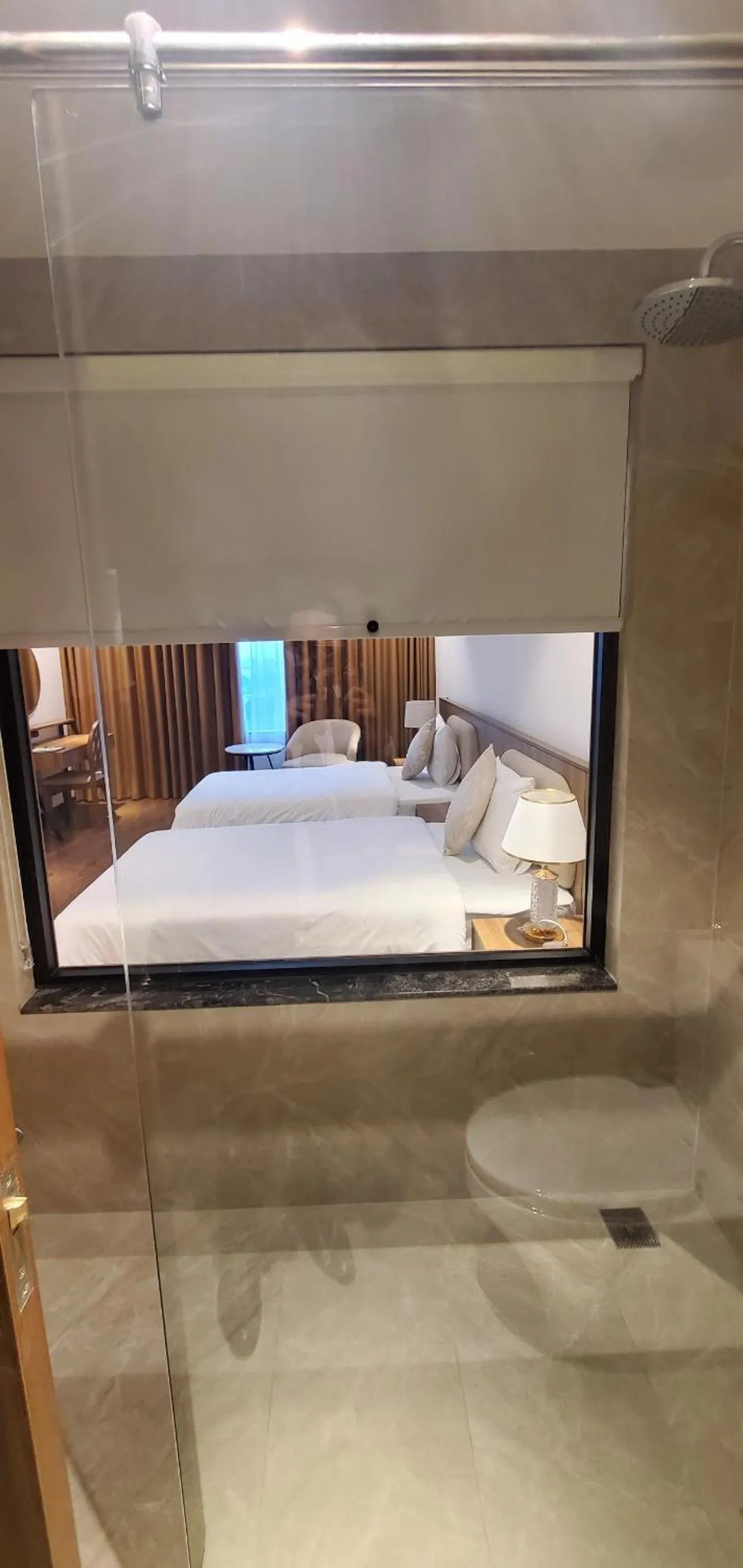Bathroom, Bed in Quynh Trang Hung Yen Hotel