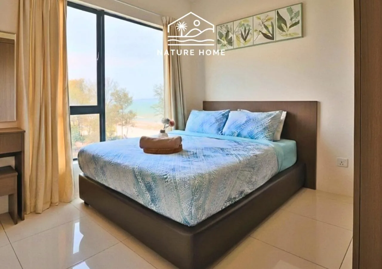 Bed in Nature Home - Swiss Garden Resort Residences - Weekend Free Breakfast