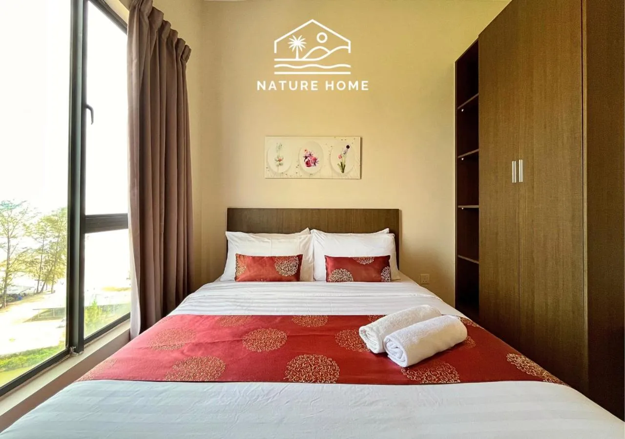 Bed in Nature Home - Swiss Garden Resort Residences - Weekend Free Breakfast