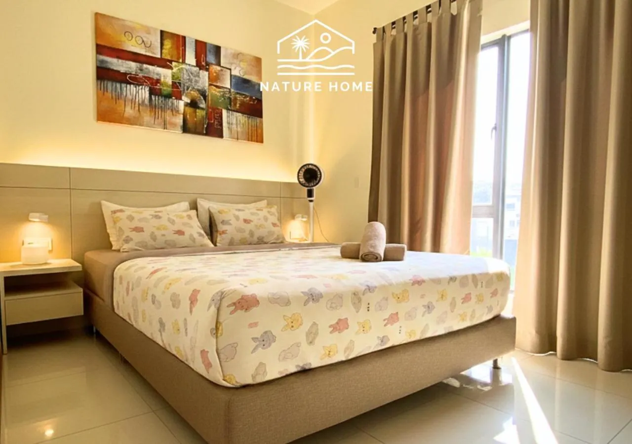 Bed in Nature Home - Swiss Garden Resort Residences - Weekend Free Breakfast