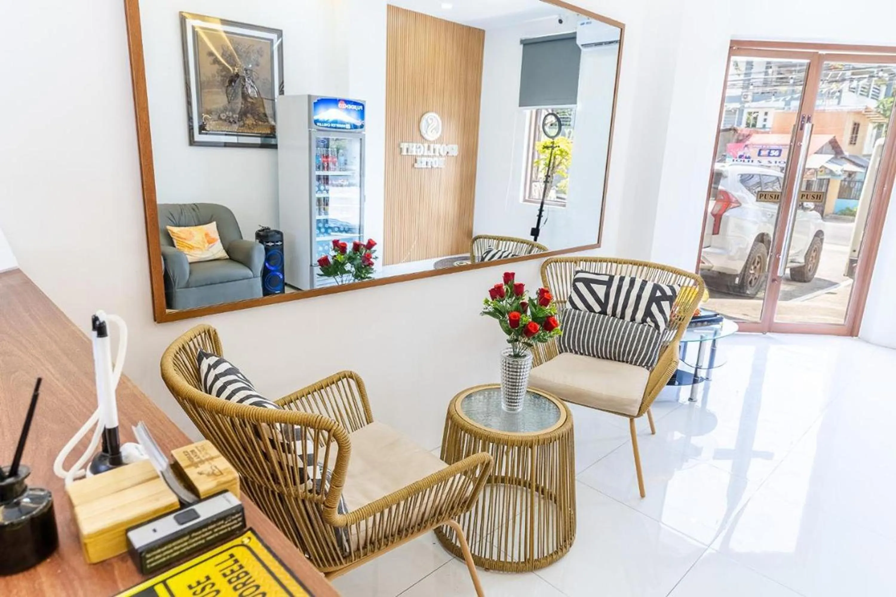 Lobby or reception in Spotlight Hotel near Hundred Islands Wharf